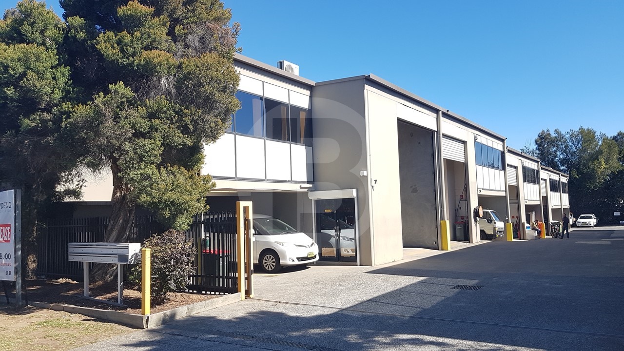 STREET FRONT OPPORTUNITY | RYDALMERE