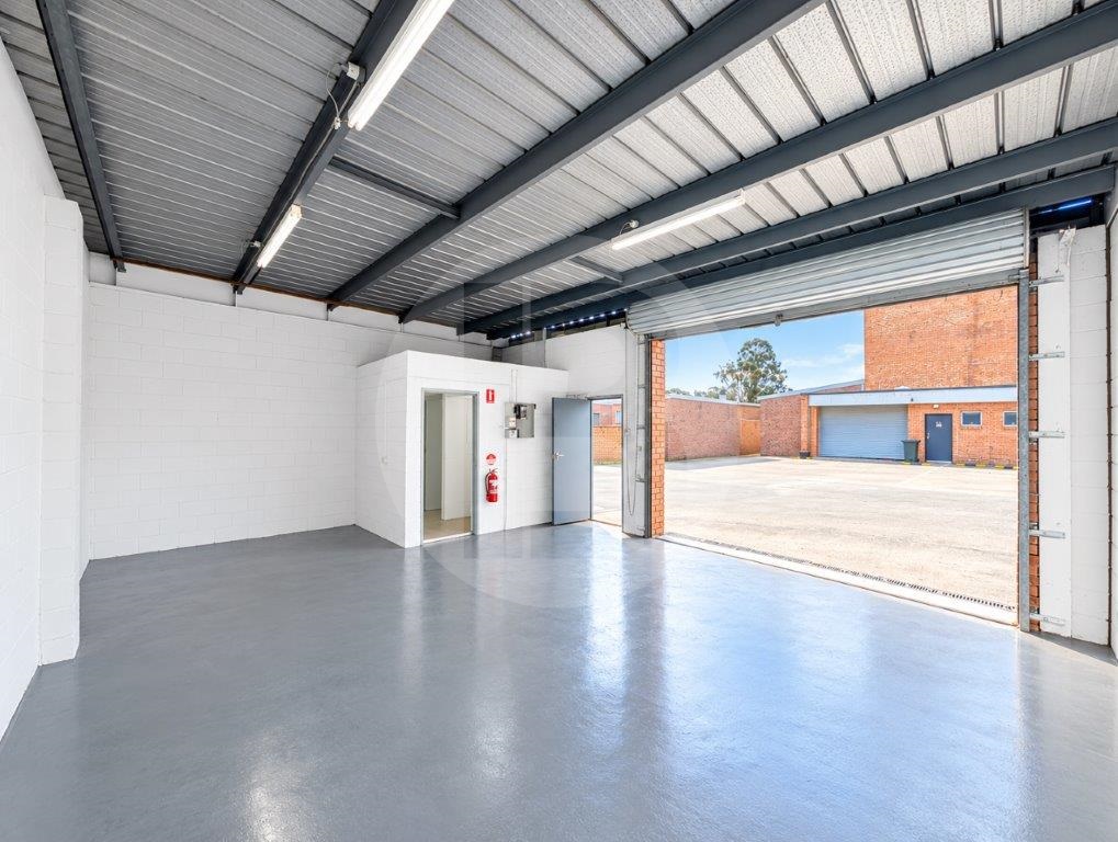AFFORDABLE WORKSHOP IN THE HEART OF BLACKTOWN