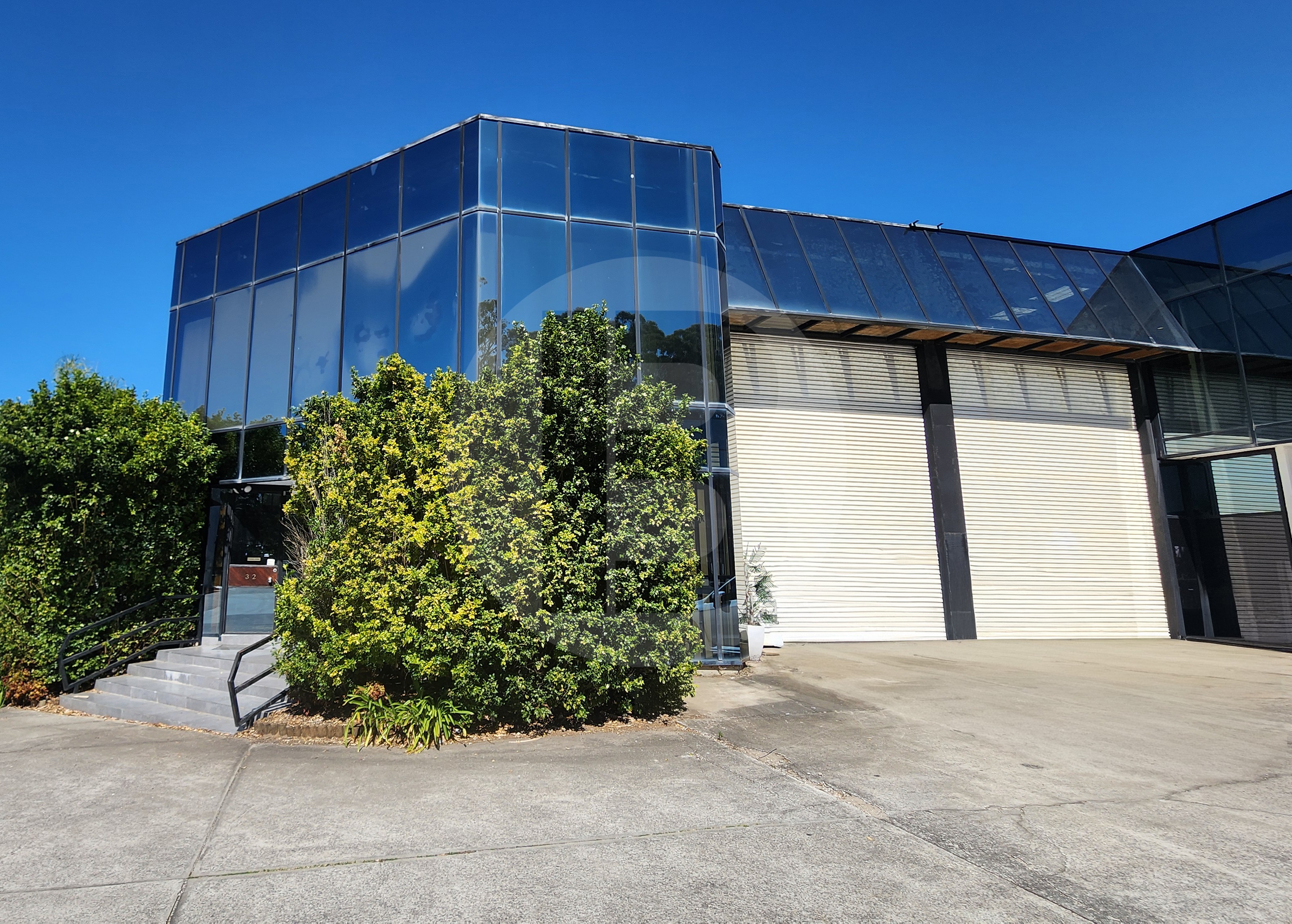 INDUSTRIAL STRATA UNIT