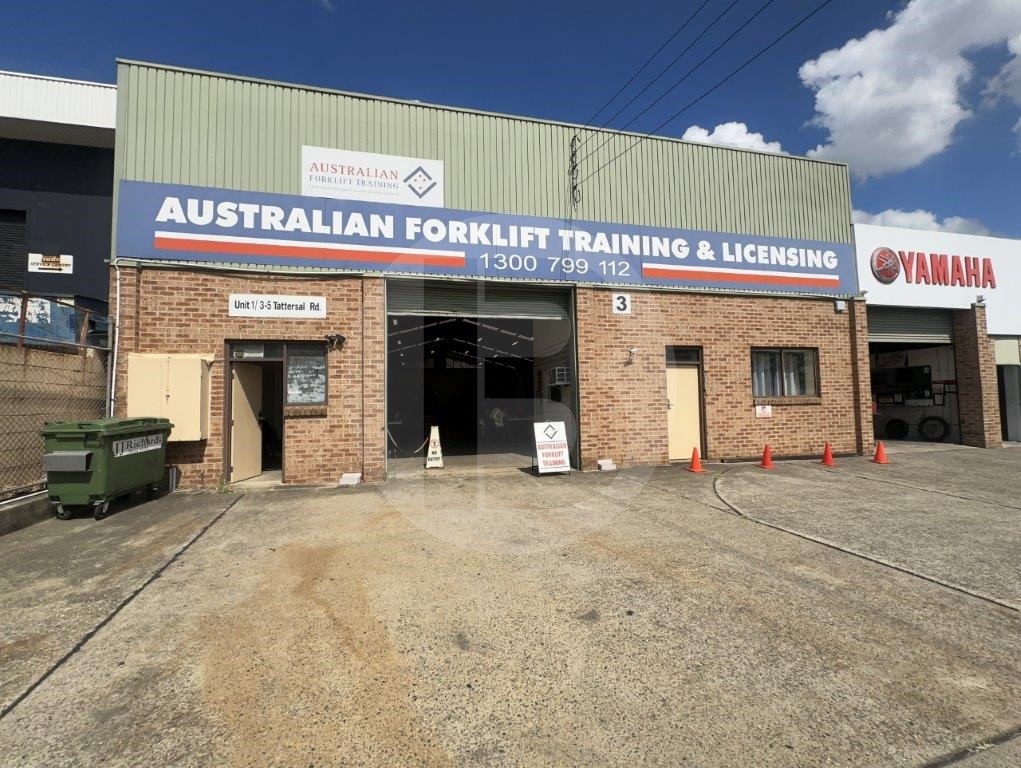 Prime Street-Front Industrial Unit Prime Street-Front Industrial Unit