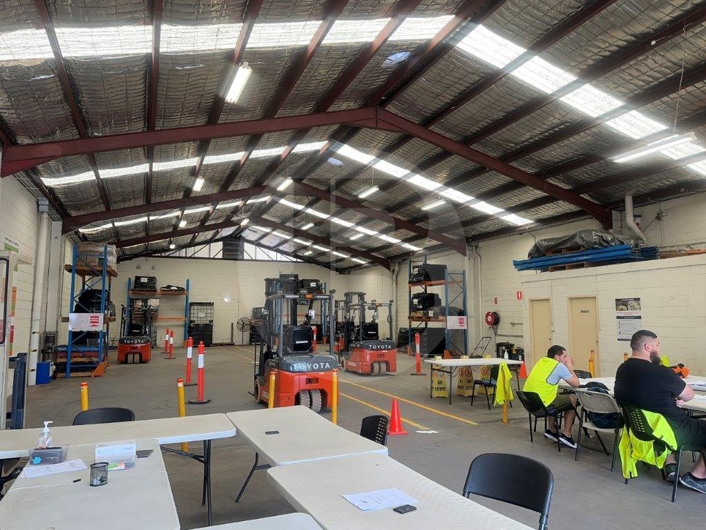 Prime Street-Front Industrial Unit Prime Street-Front Industrial Unit