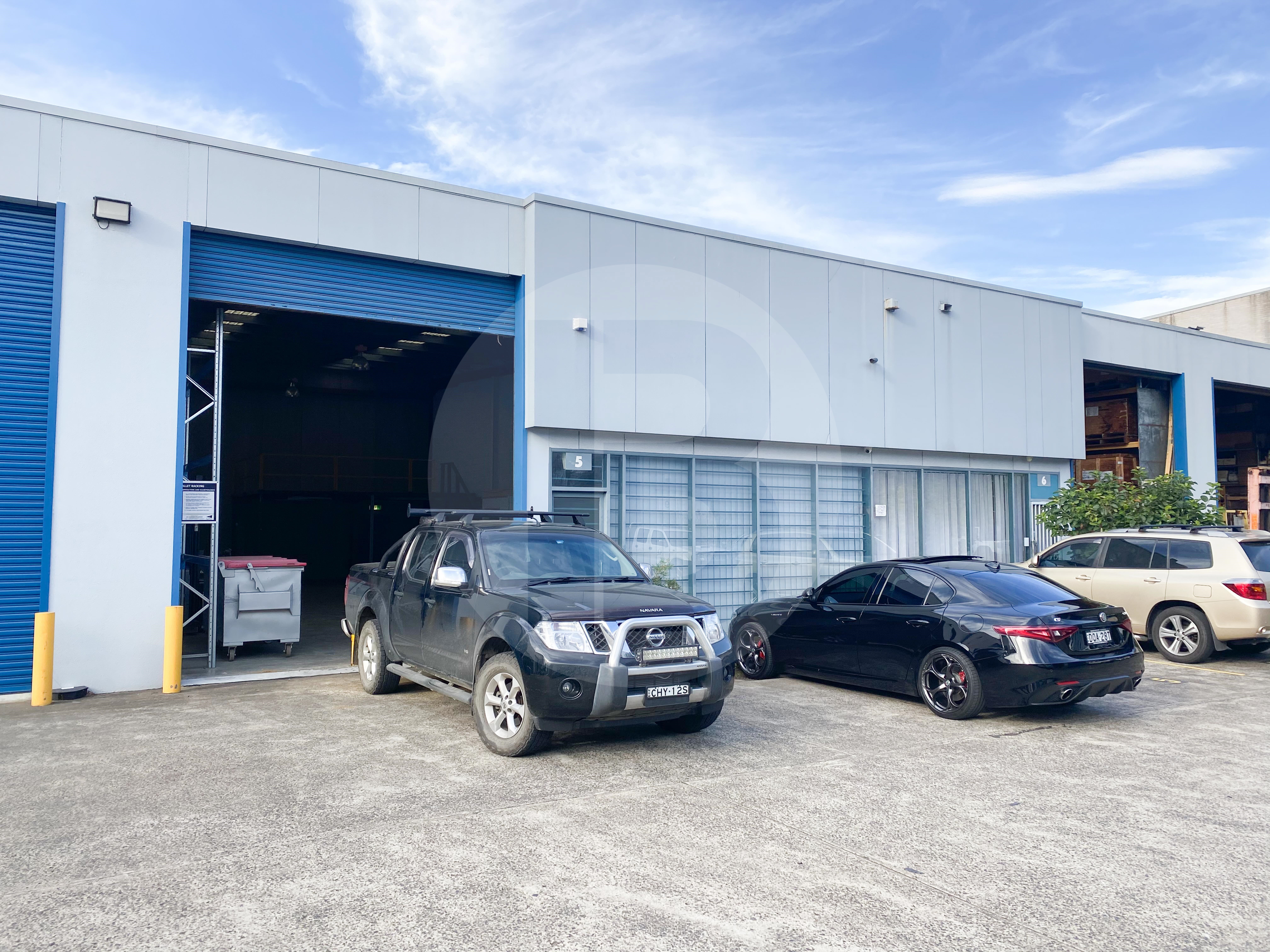 INDUSTRIAL WAREHOUSE FOR LEASE | SEVEN HILLS