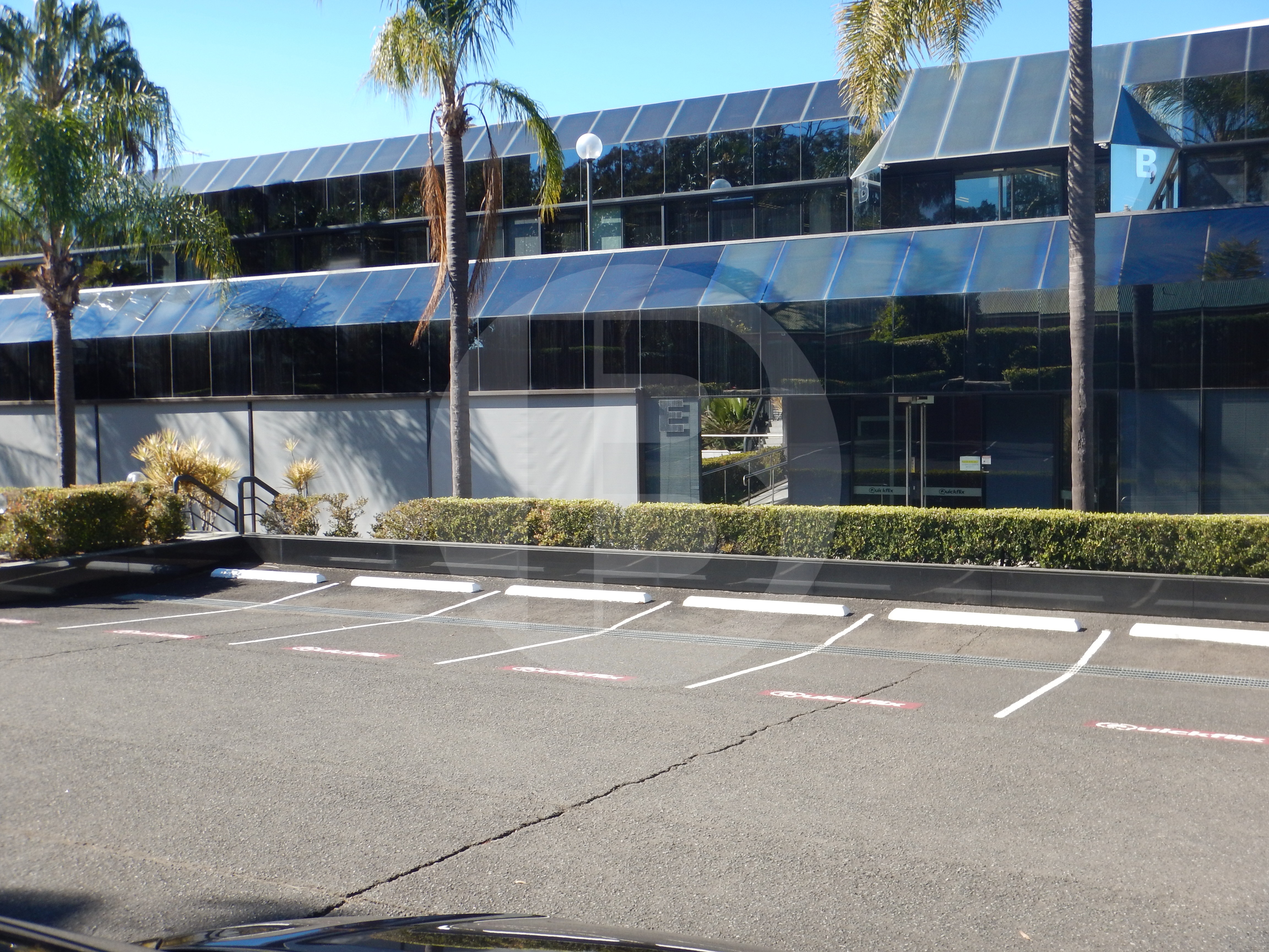 MODERN OFFICE/WAREHOUSE | AUBURN