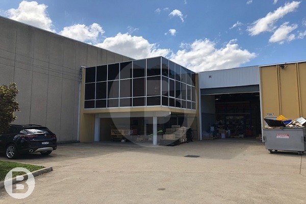 STREET FRONT DUPLEX WAREHOUSE FOR LEASE IN SEVEN HILLS