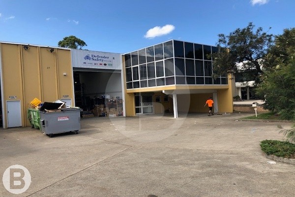 Street Frontage Unit. Street Frontage Unit.