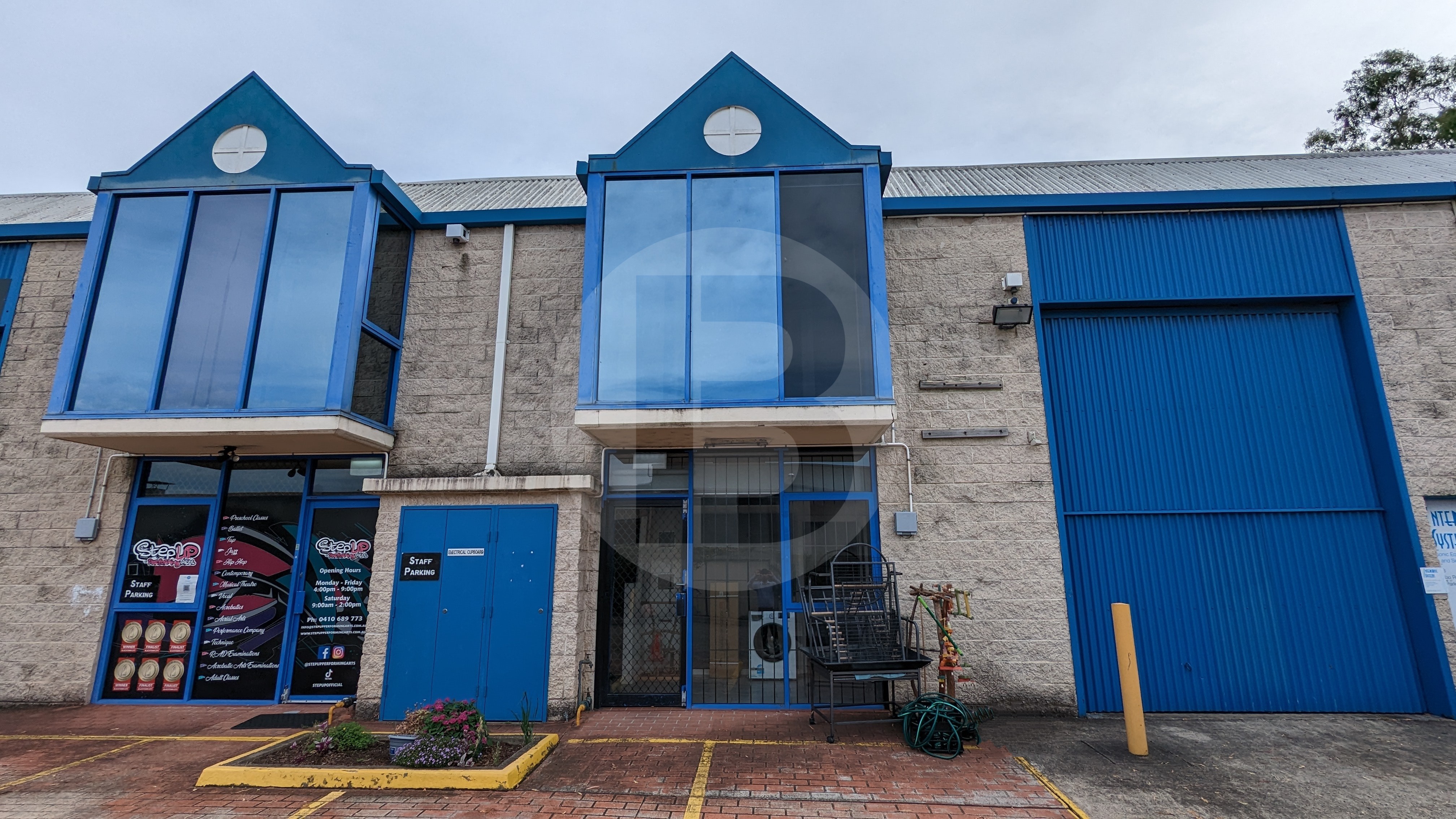 OFFICE 2/11 TURBO ROAD KINGS PARK OFFICE 2/11 TURBO ROAD KINGS PARK