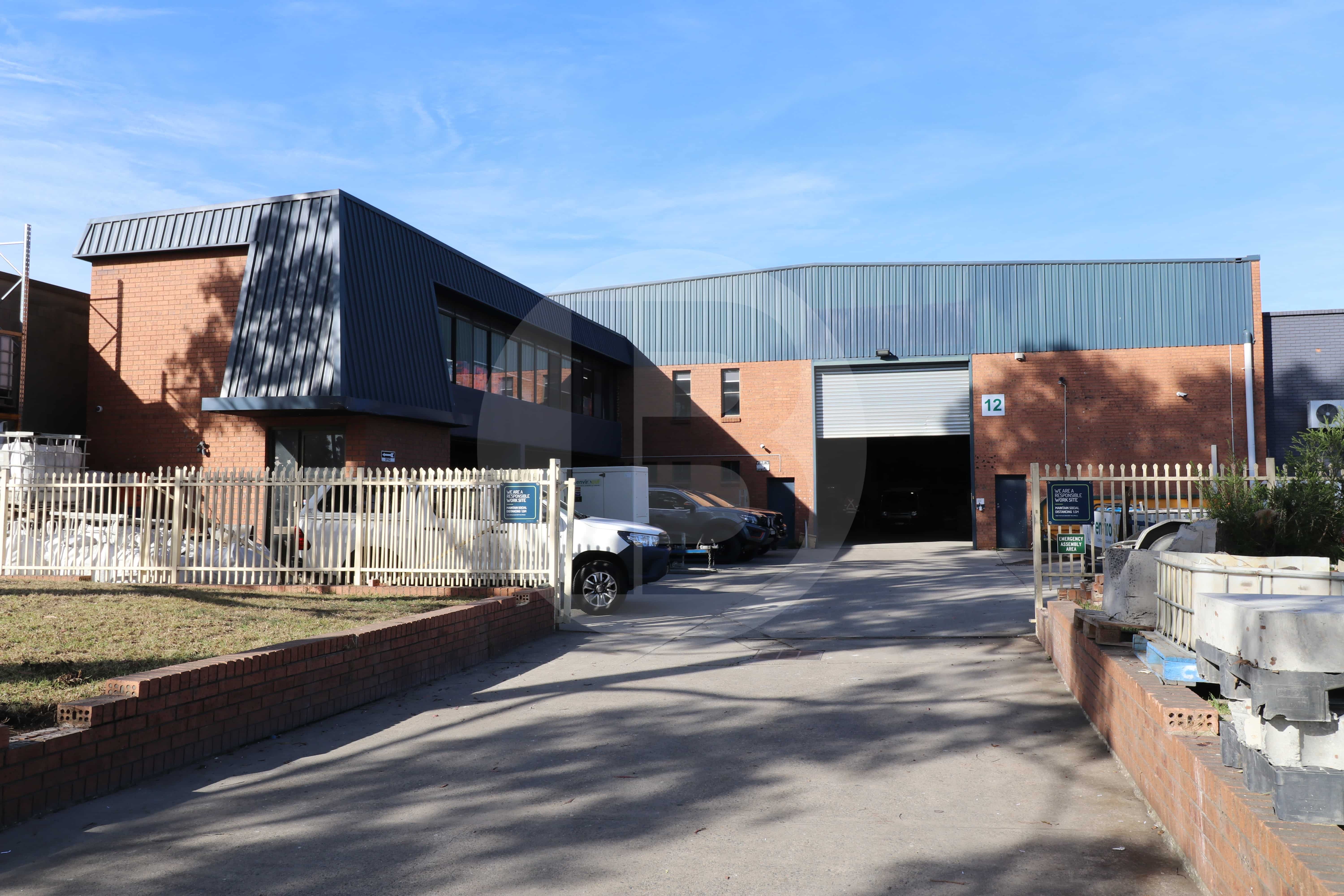 FREESTANDING WAREHOUSE FOR LEASE | SMITHFIELD