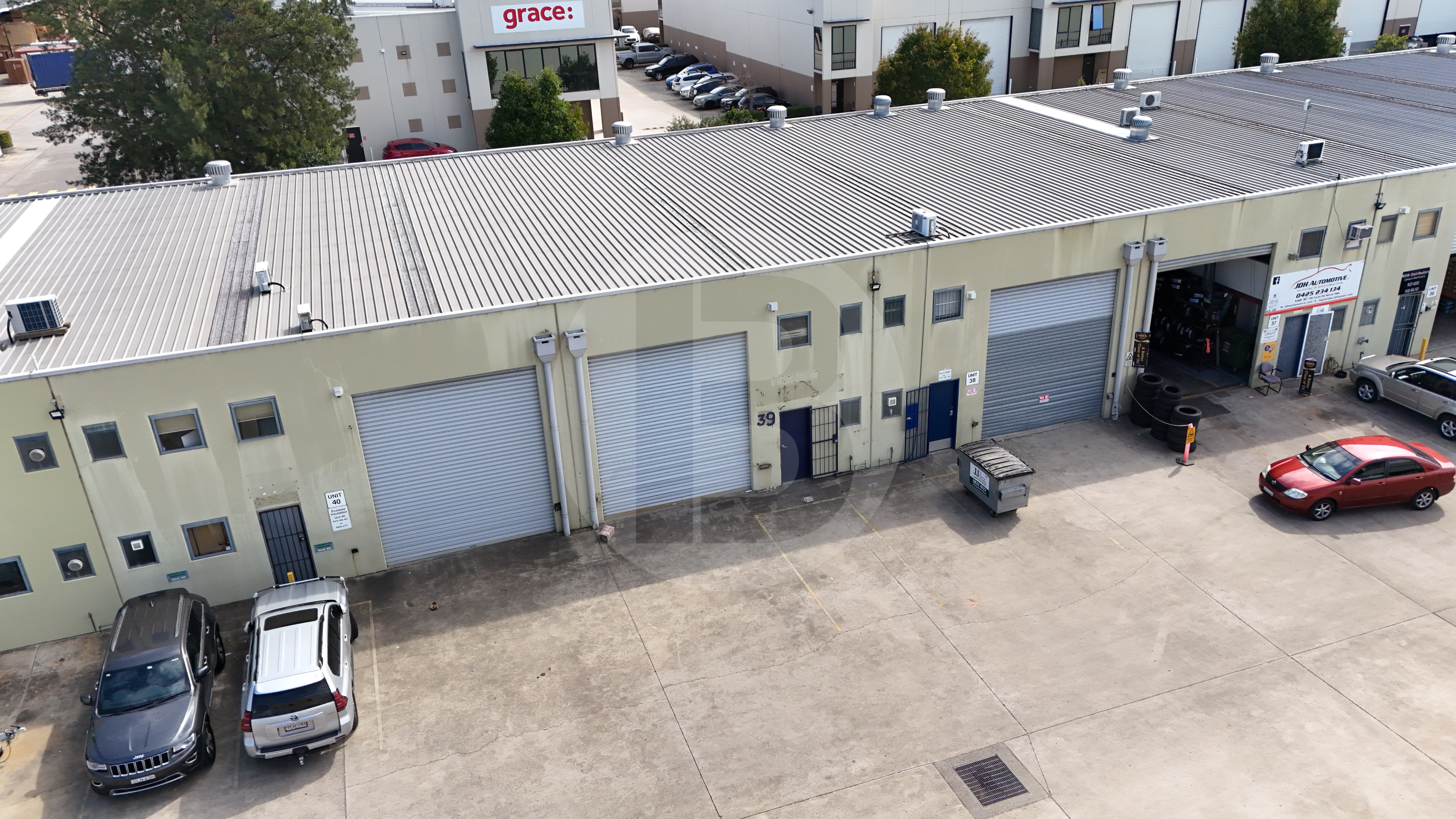 WAREHOUSE FOR LEASE IN SEVEN HILLS