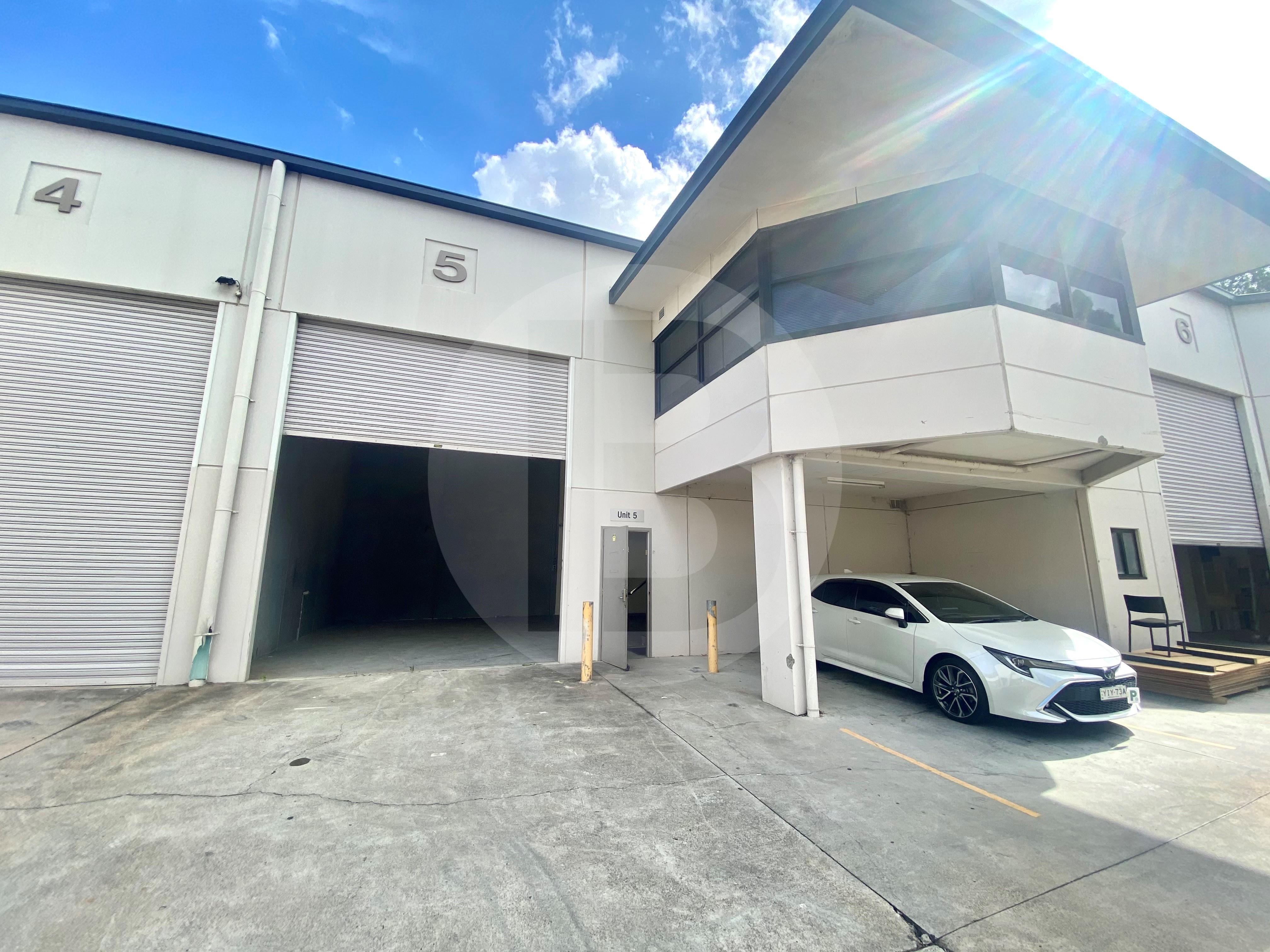 MODERN WAREHOUSE | VILLAWOOD MODERN WAREHOUSE | VILLAWOOD