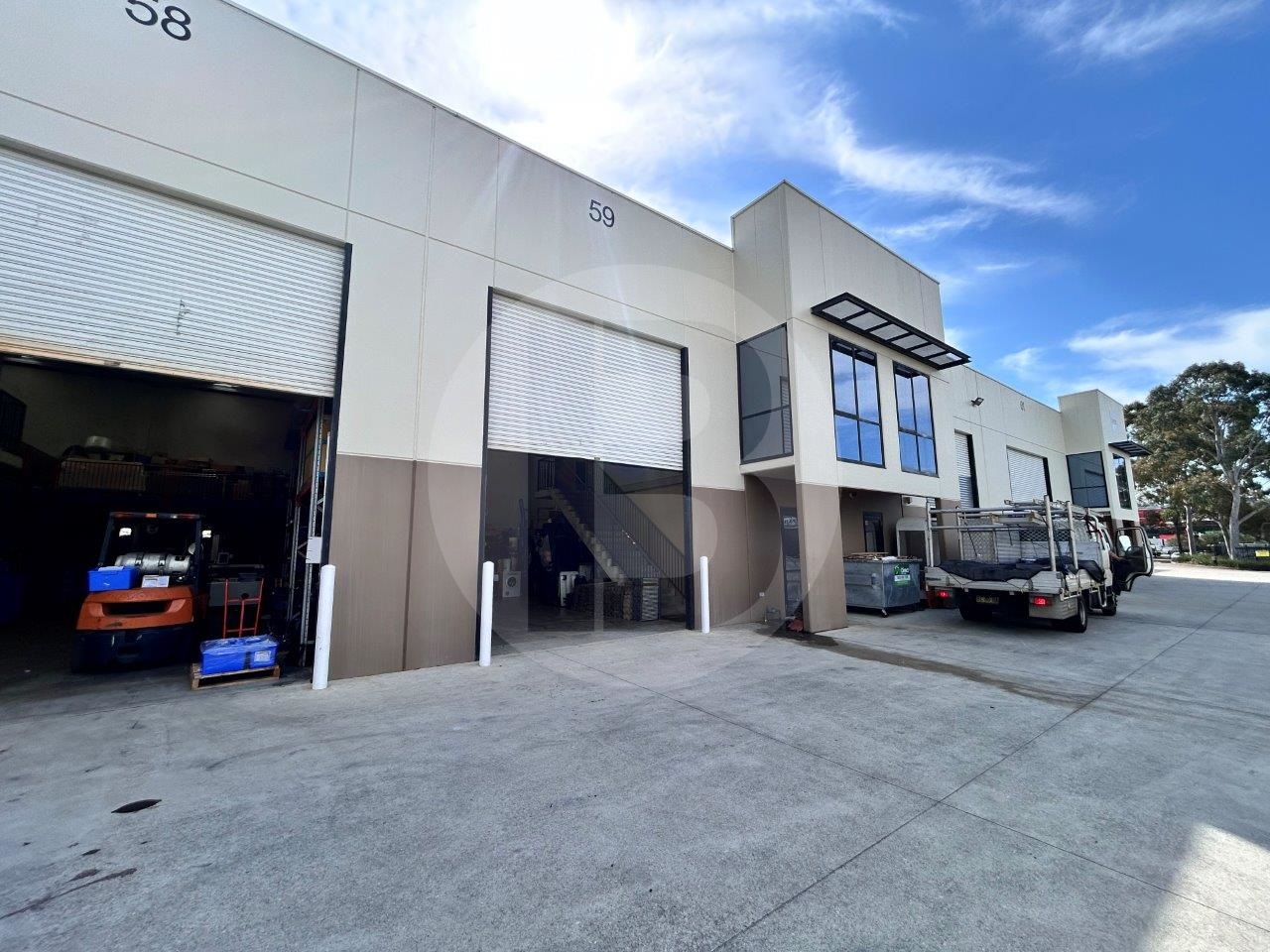 MODERN INDUSTRIAL ESTATE WITH GOOD TRUCK ACCESS. MODERN INDUSTRIAL ESTATE WITH GOOD TRUCK ACCESS.