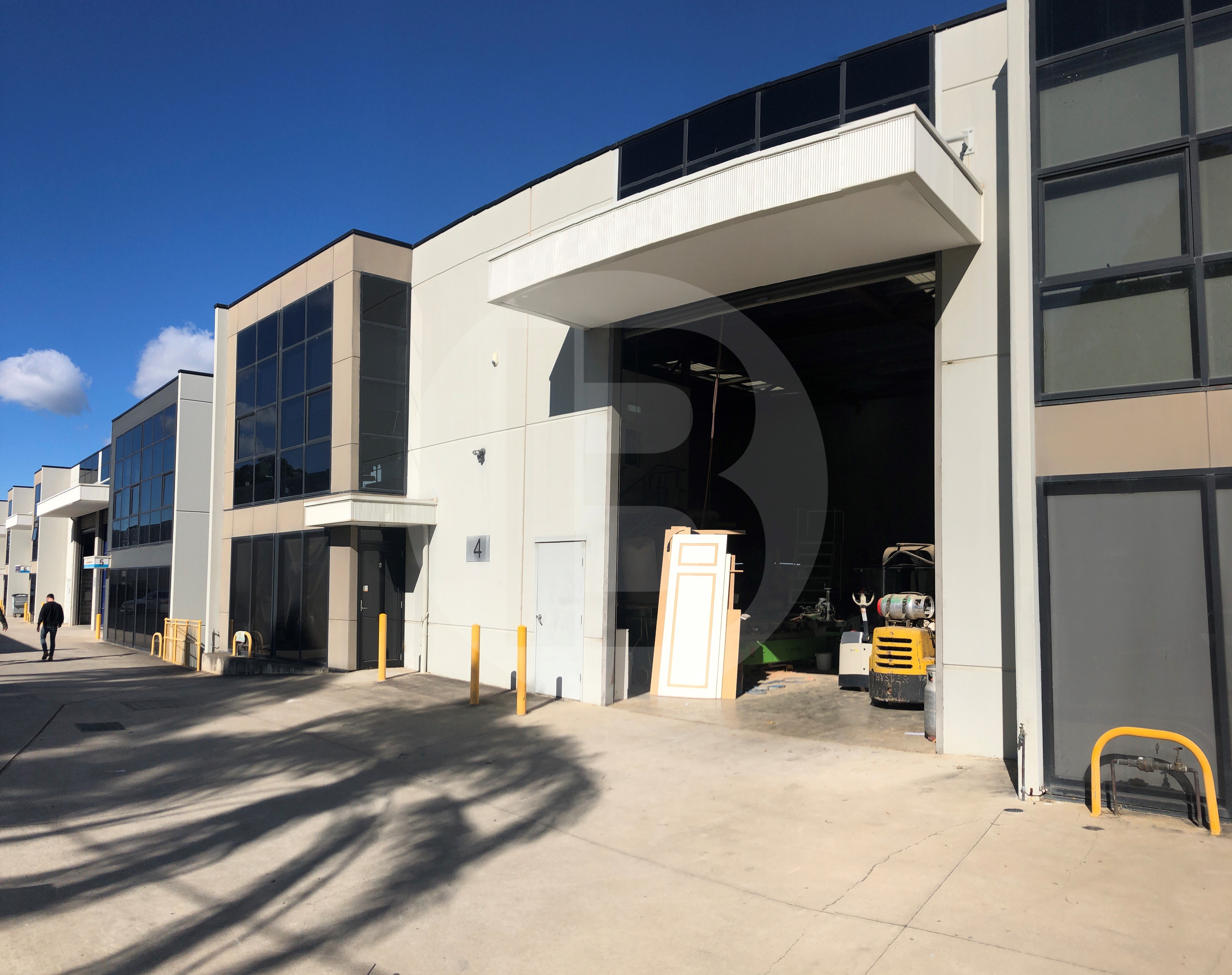 MODERN INDUSTRIAL UNIT FOR LEASE | KINGS PARK