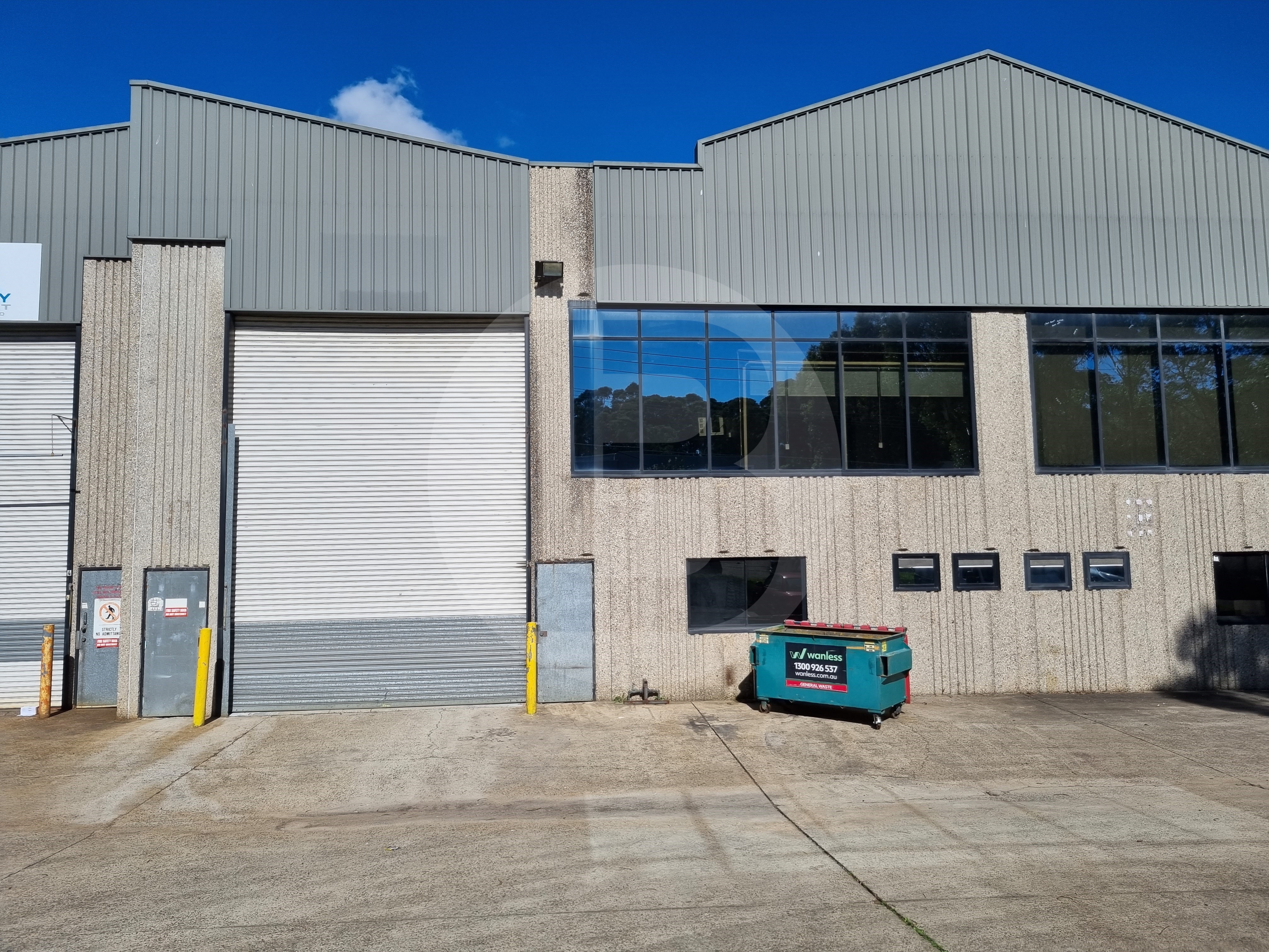 350M STREET FRONT OPPORTUNITY