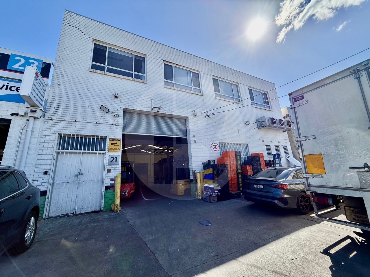 COOLROOM AND FREEZER WAREHOUSE