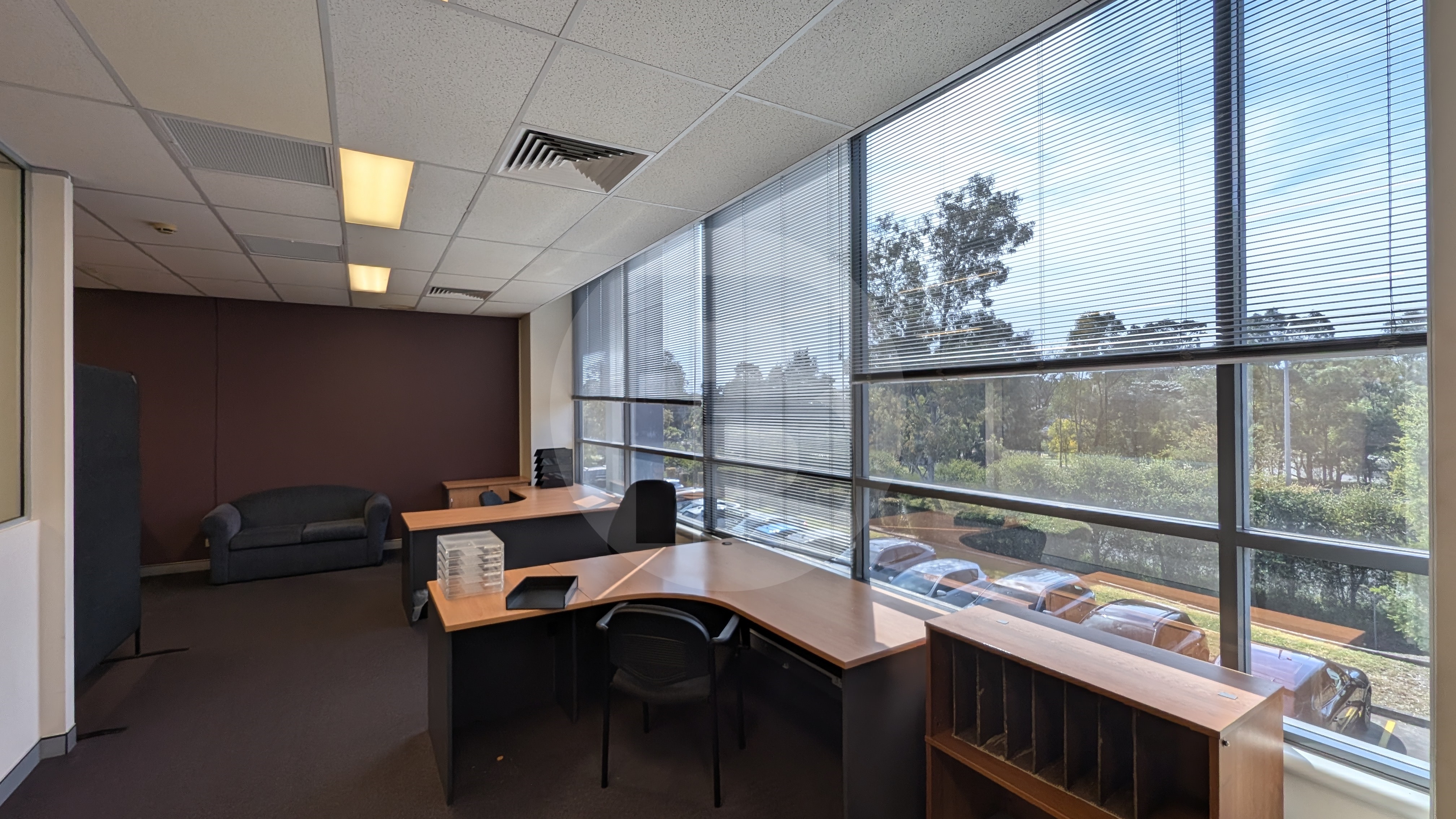 MEZZANINE LEVEL OFFICE | SEVEN HILLS