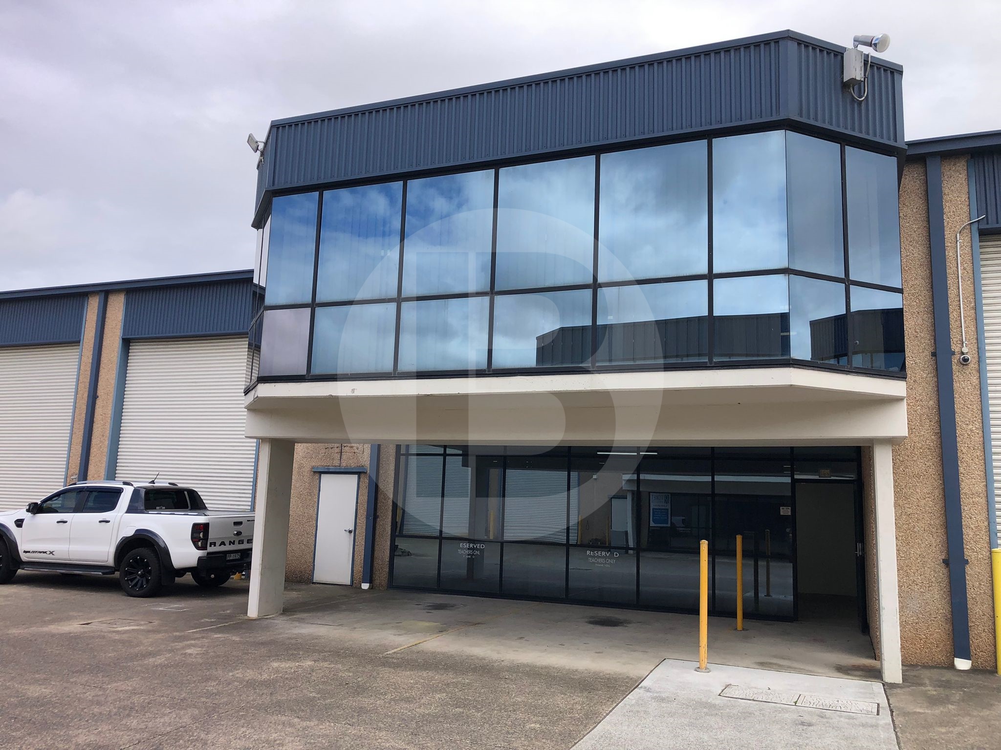 QUALITY CLEARSPAN WAREHOUSE FOR LEASE QUALITY CLEARSPAN WAREHOUSE FOR LEASE