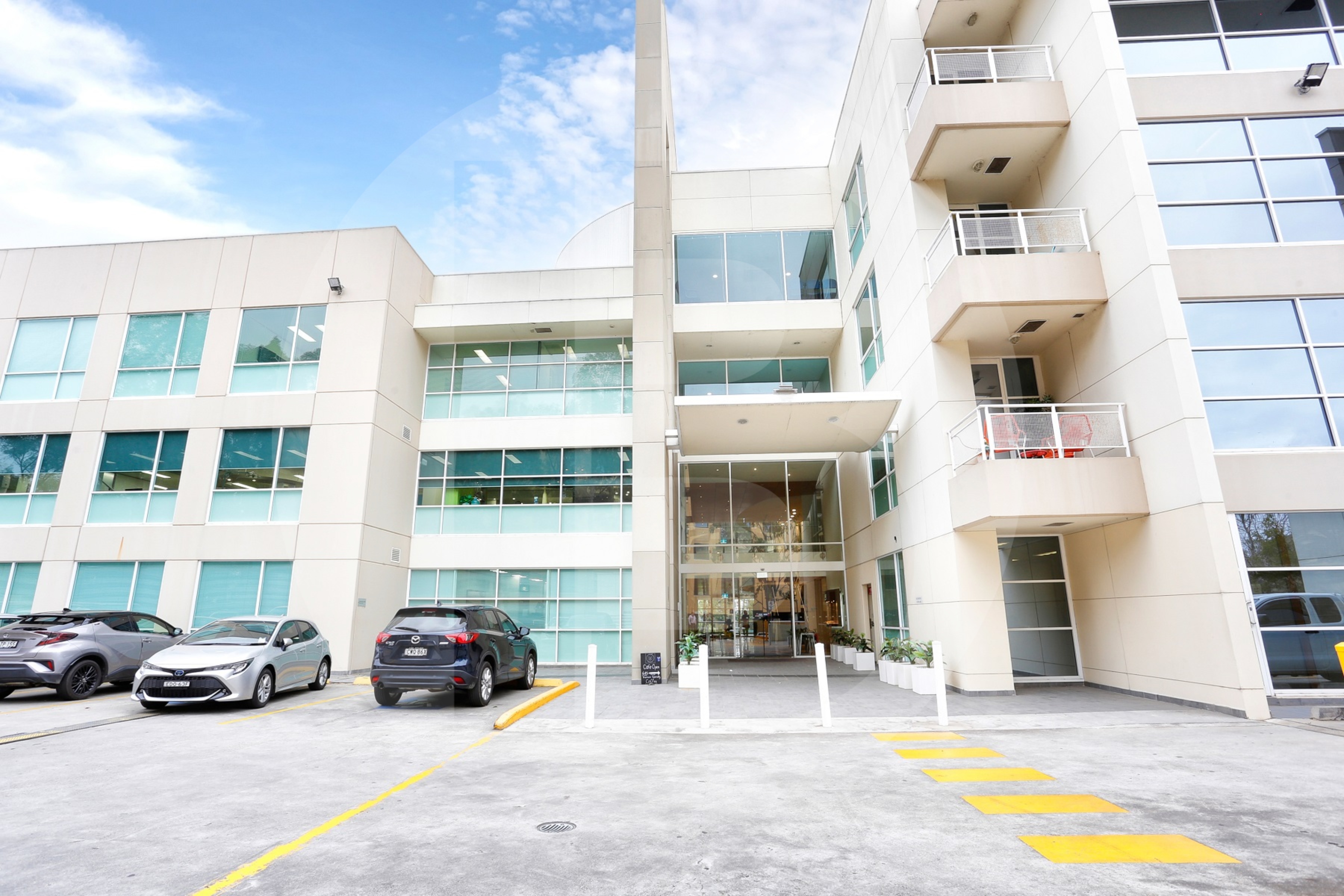 OFFICE WITH MODERN FITOUT | BAULKHAM HILLS OFFICE WITH MODERN FITOUT | BAULKHAM HILLS