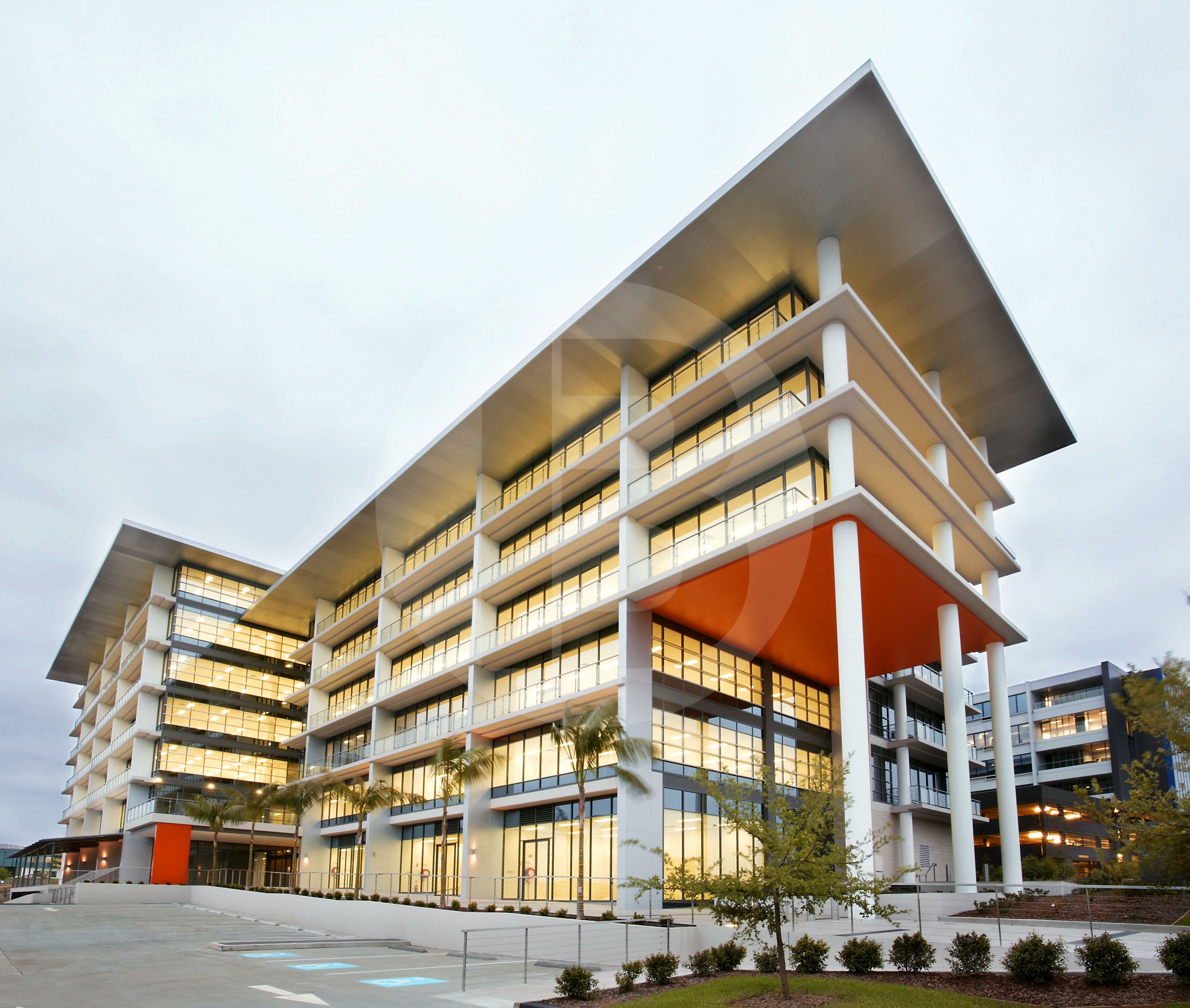 SMALL STRATA OFFICE | BELLA VISTA SMALL STRATA OFFICE | BELLA VISTA