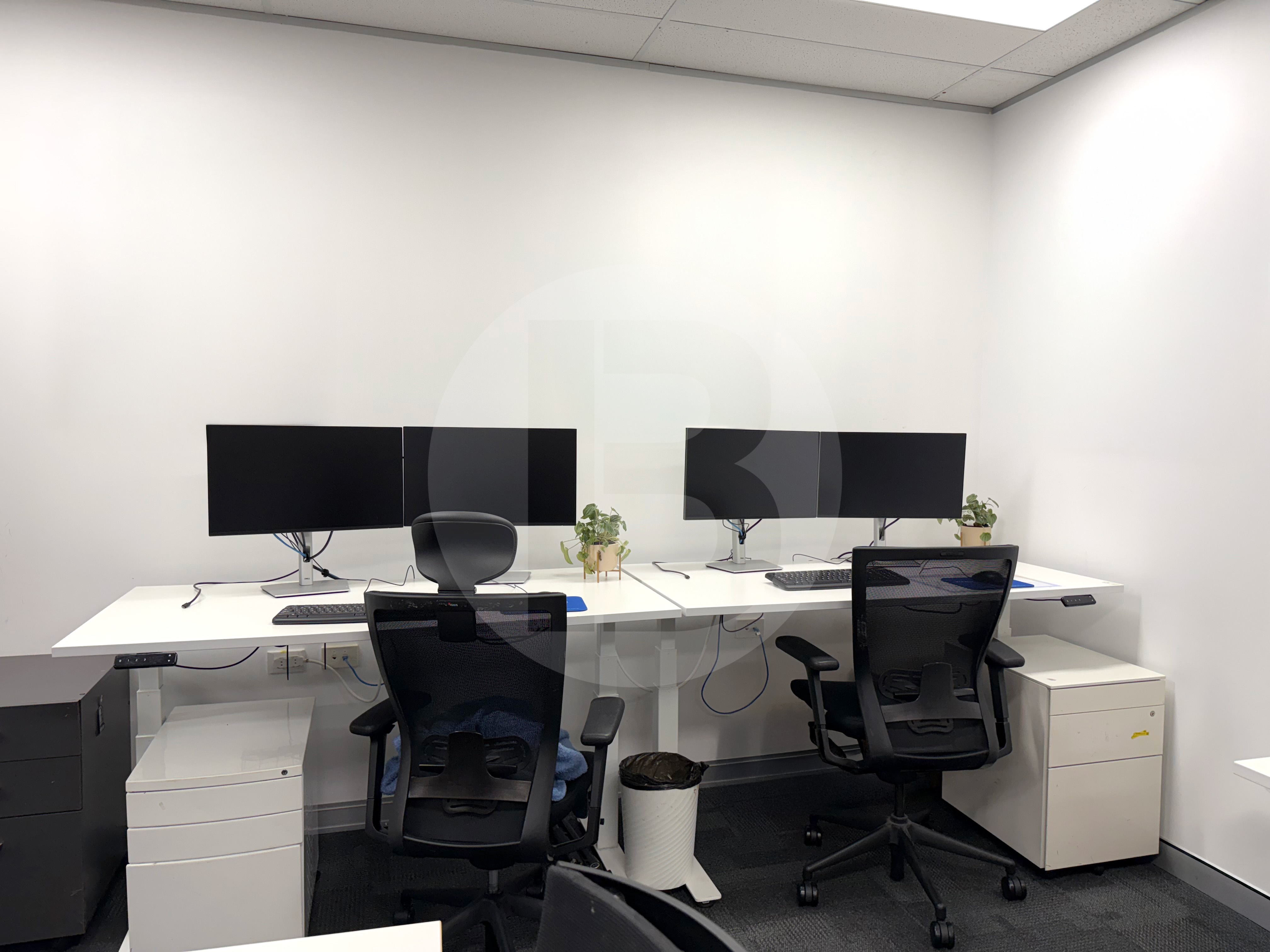 Macarthur Point Office Macarthur Point Office