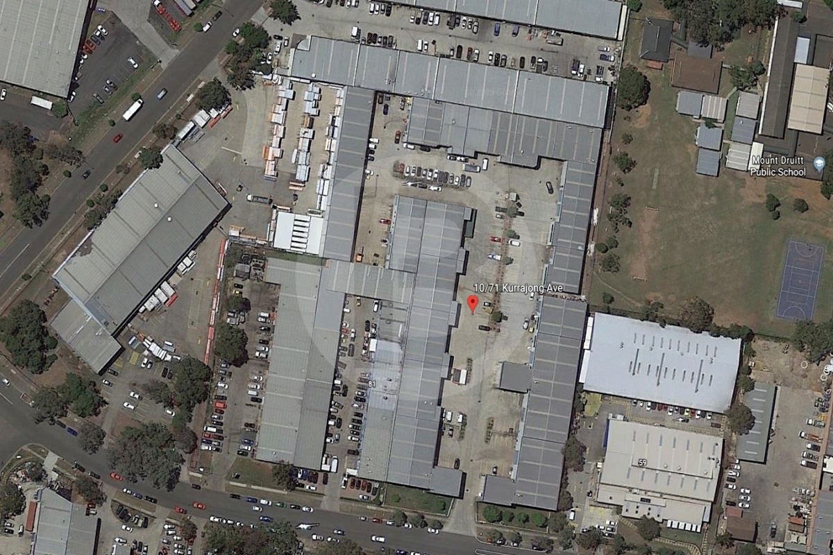 MODERN HIGH CLEARANCE CLEARSPAN WAREHOUSE