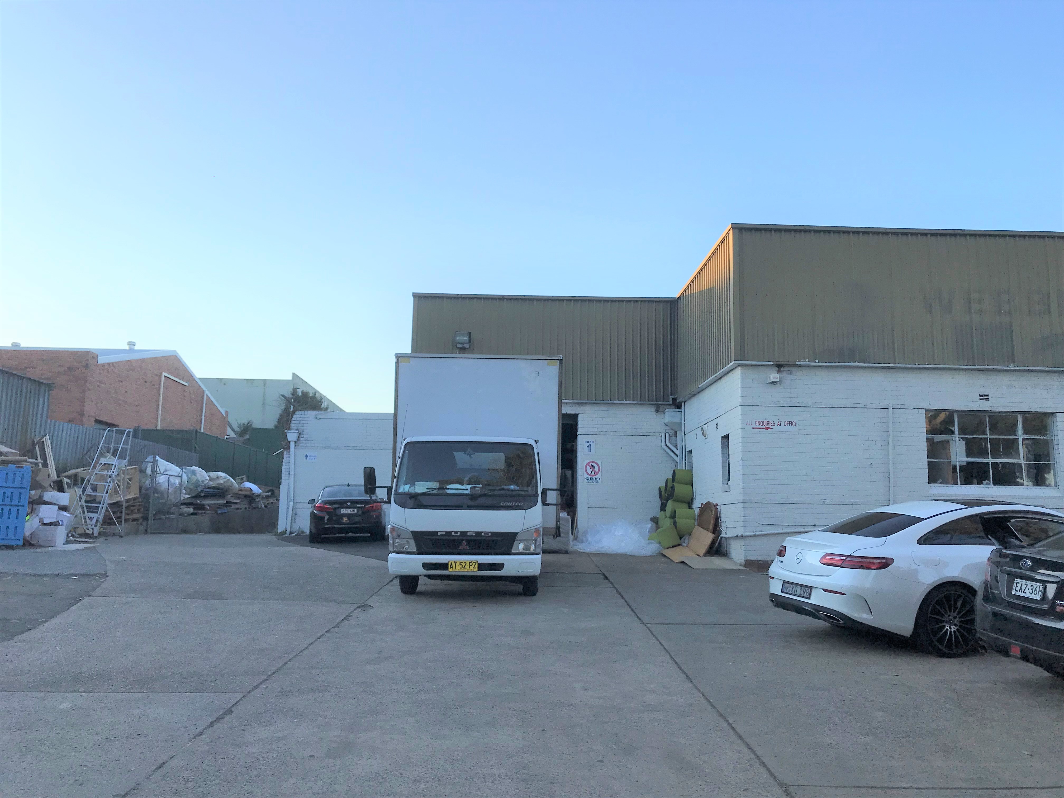 AFFORDABLE WAREHOUSE | PADSTOW