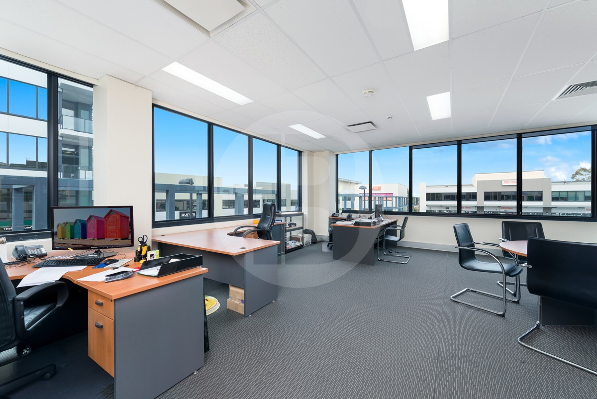 OFFICE IN HEART OF LEXINGTON CORPORATE OFFICE IN HEART OF LEXINGTON CORPORATE