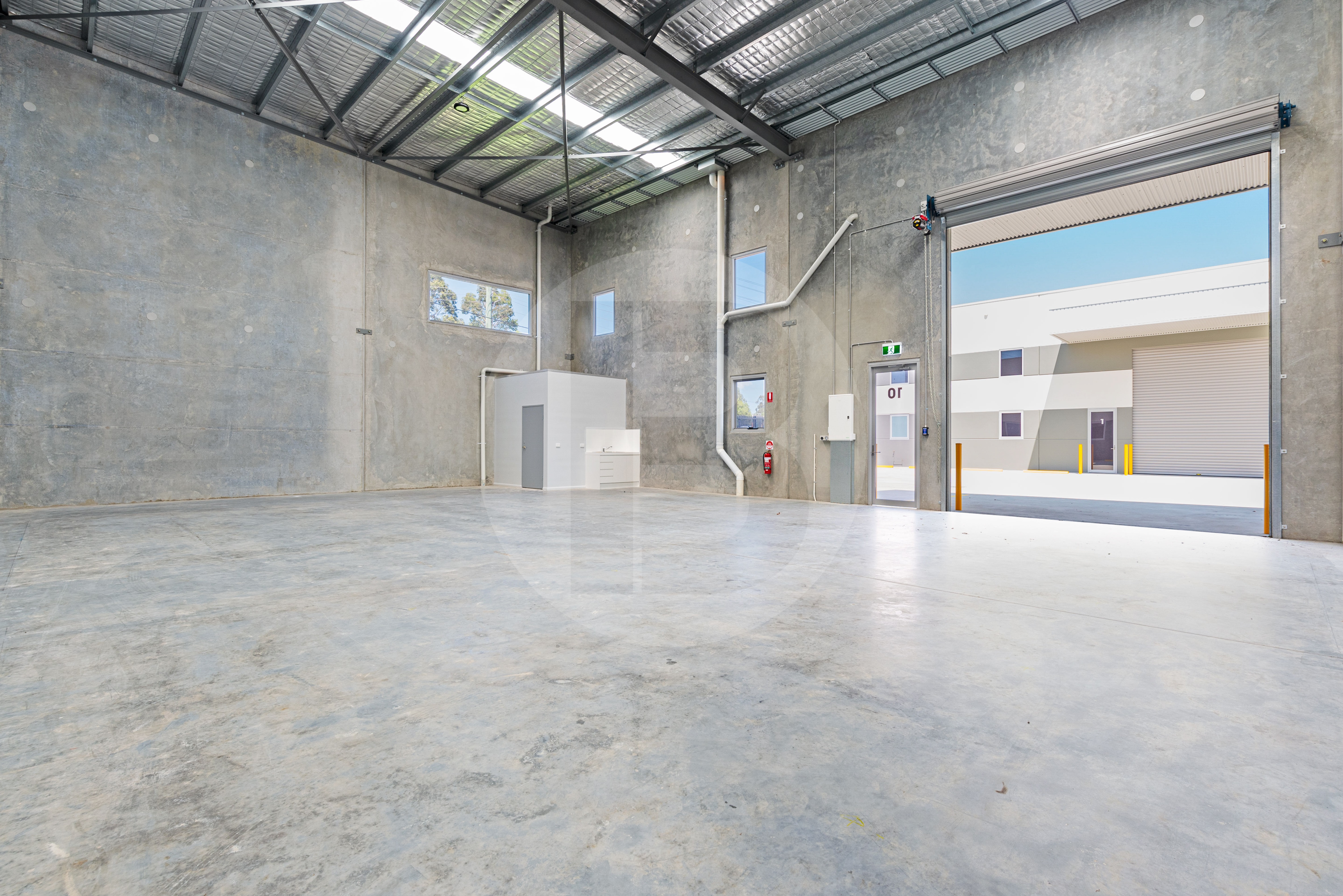 QUALITY HIGH CLEARANCE WAREHOUSE QUALITY HIGH CLEARANCE WAREHOUSE