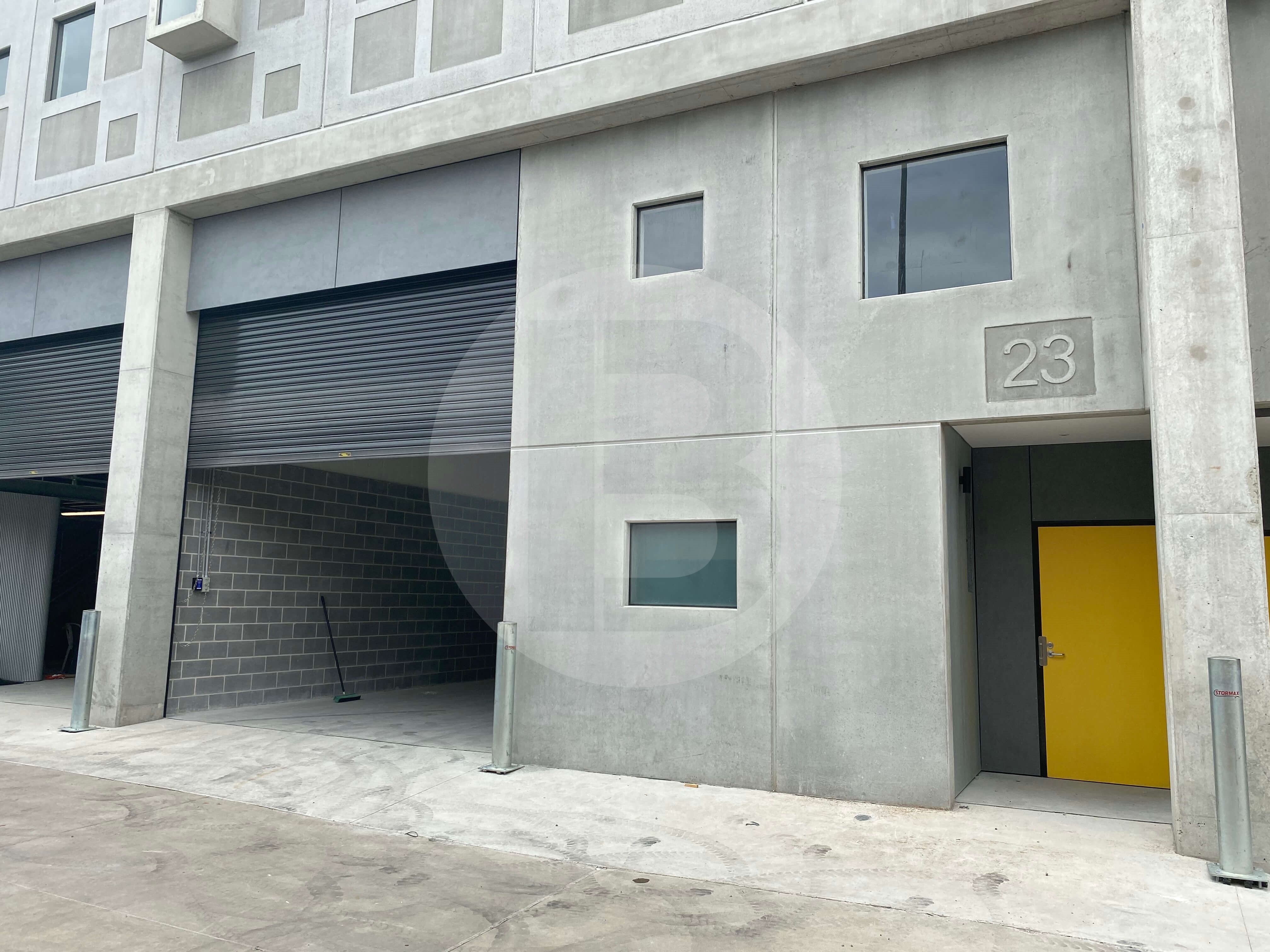 BRAND NEW HIGH CLEARANCE WAREHOUSE BRAND NEW HIGH CLEARANCE WAREHOUSE