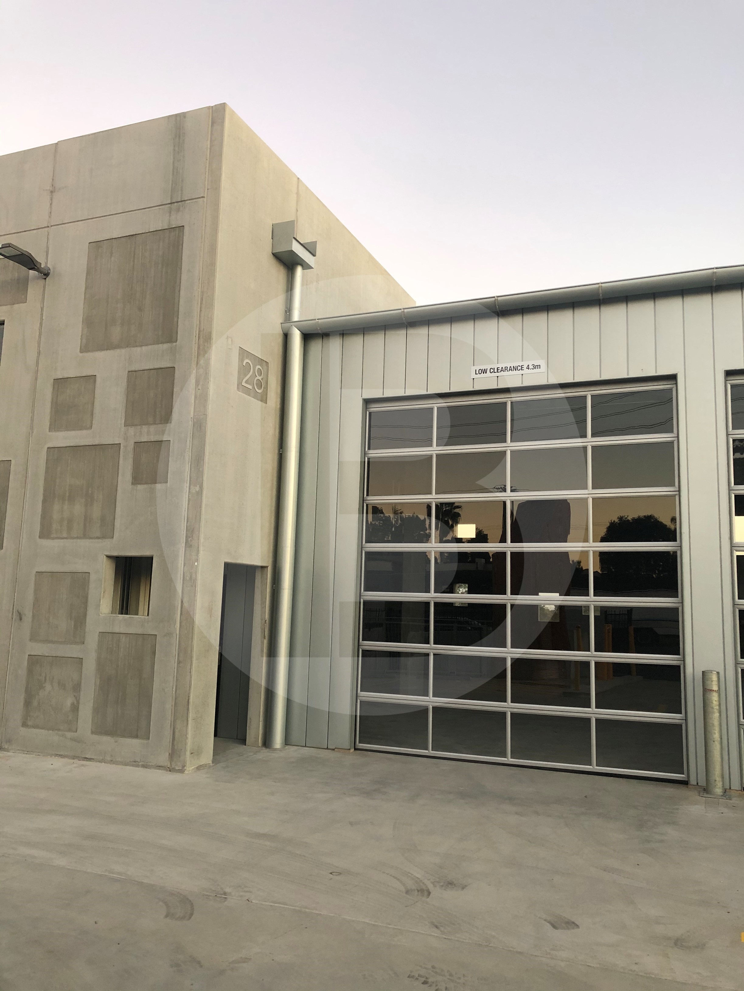 NEAR NEW HIGH CLEARANCE WAREHOUSE NEAR NEW HIGH CLEARANCE WAREHOUSE