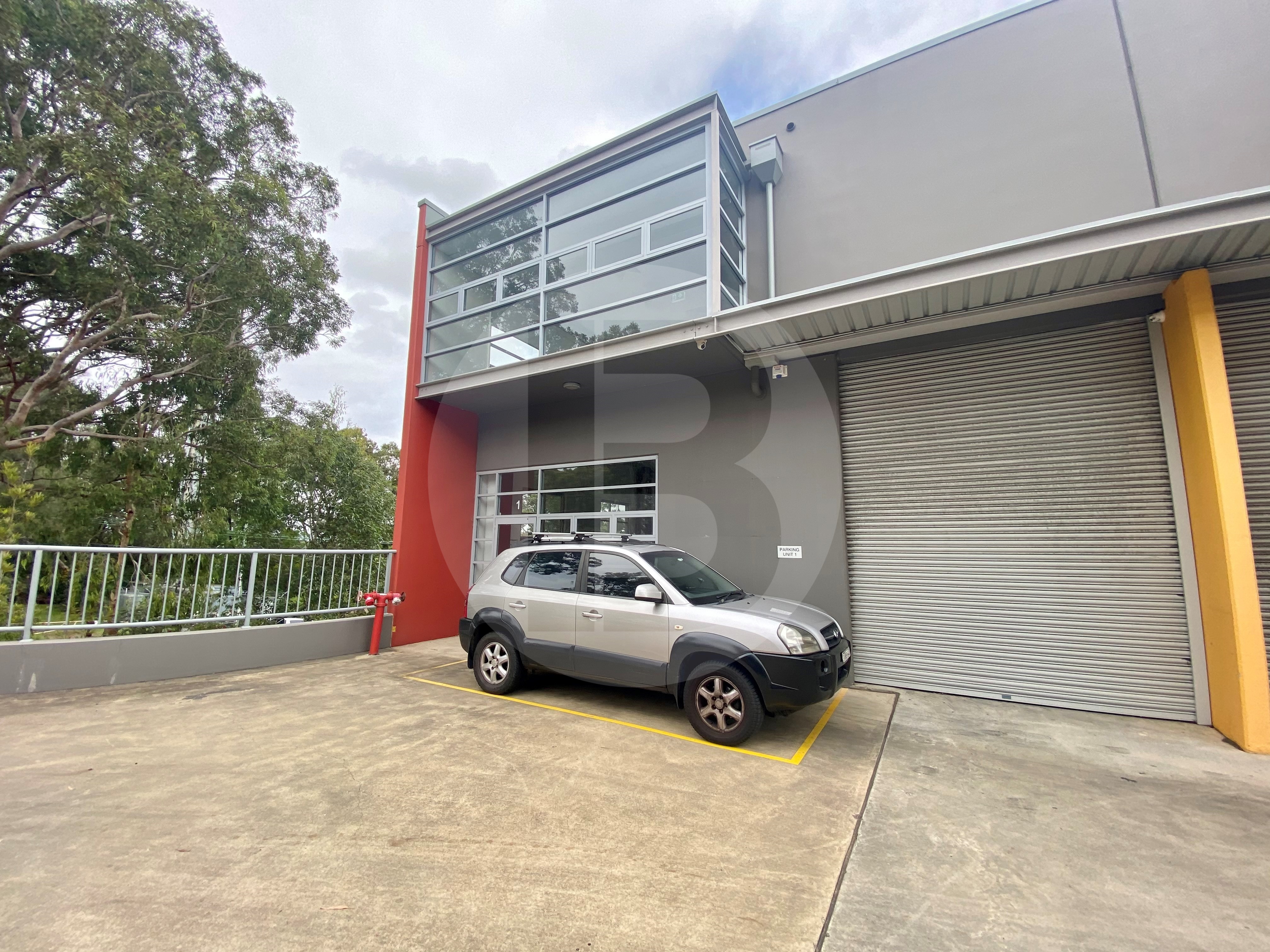 CLEAN AND MODERN UNIT | LANE COVE CLEAN AND MODERN UNIT | LANE COVE