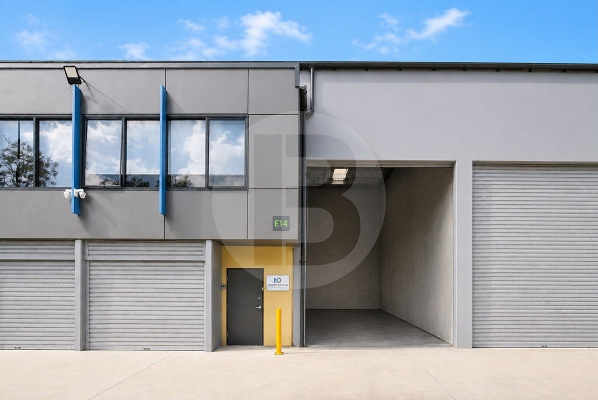 MODERN HIGH CLEARANCE WAREHOUSE | HOMEBUSH WEST