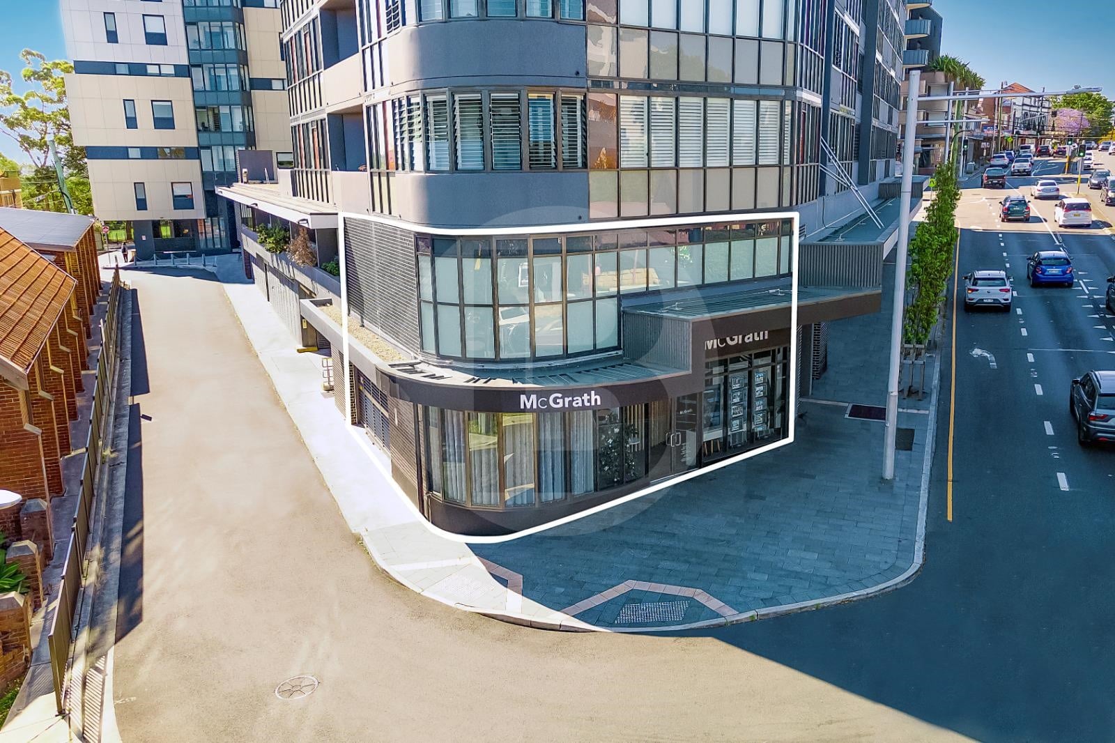 PRIME FLAGSHIP POSITION Bawdens