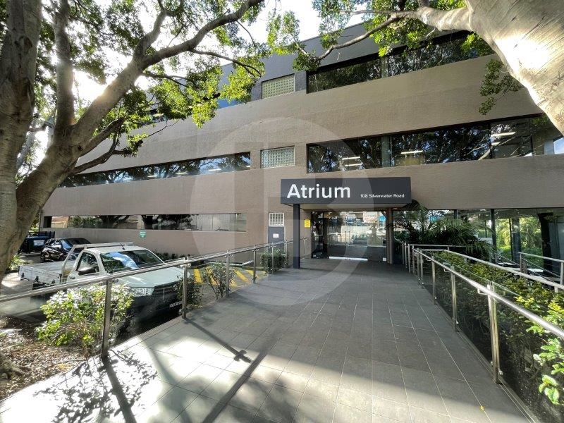 HIGH QUALITY OFFICE SUITE | SILVERWATER