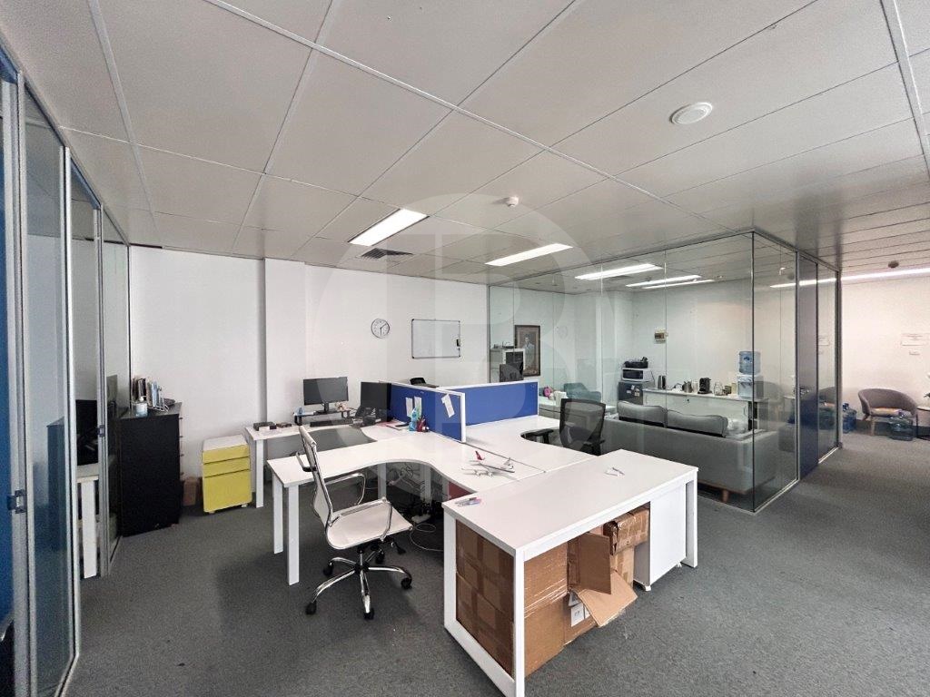 IDEAL AND AFFORDABLE ULTIMO OFFICE SPACE IDEAL AND AFFORDABLE ULTIMO OFFICE SPACE