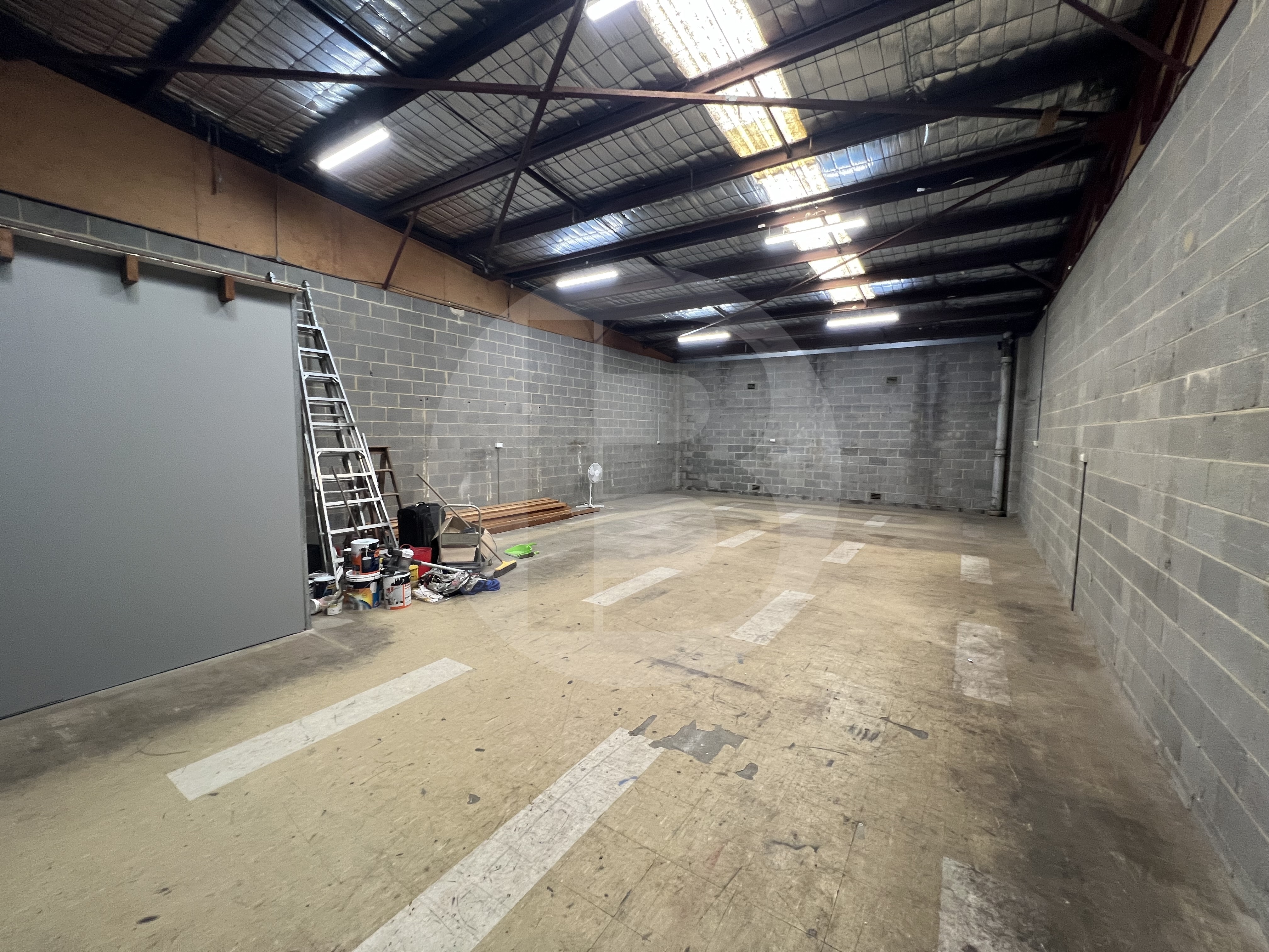 REFURBISHED WAREHOUSE FOR LEASE IN PARRAMATTA REFURBISHED WAREHOUSE FOR LEASE IN PARRAMATTA