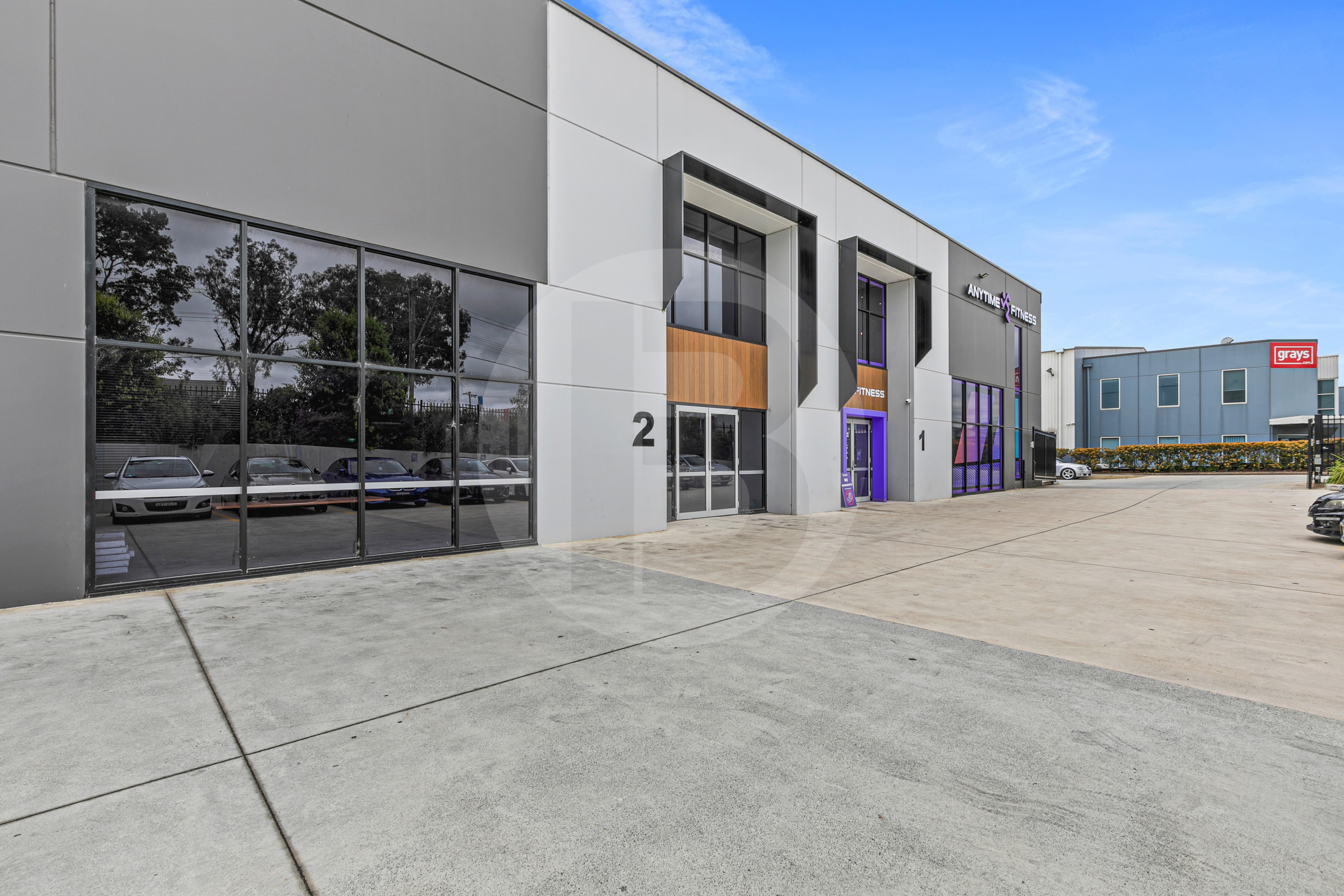 NEAR NEW WAREHOUSE