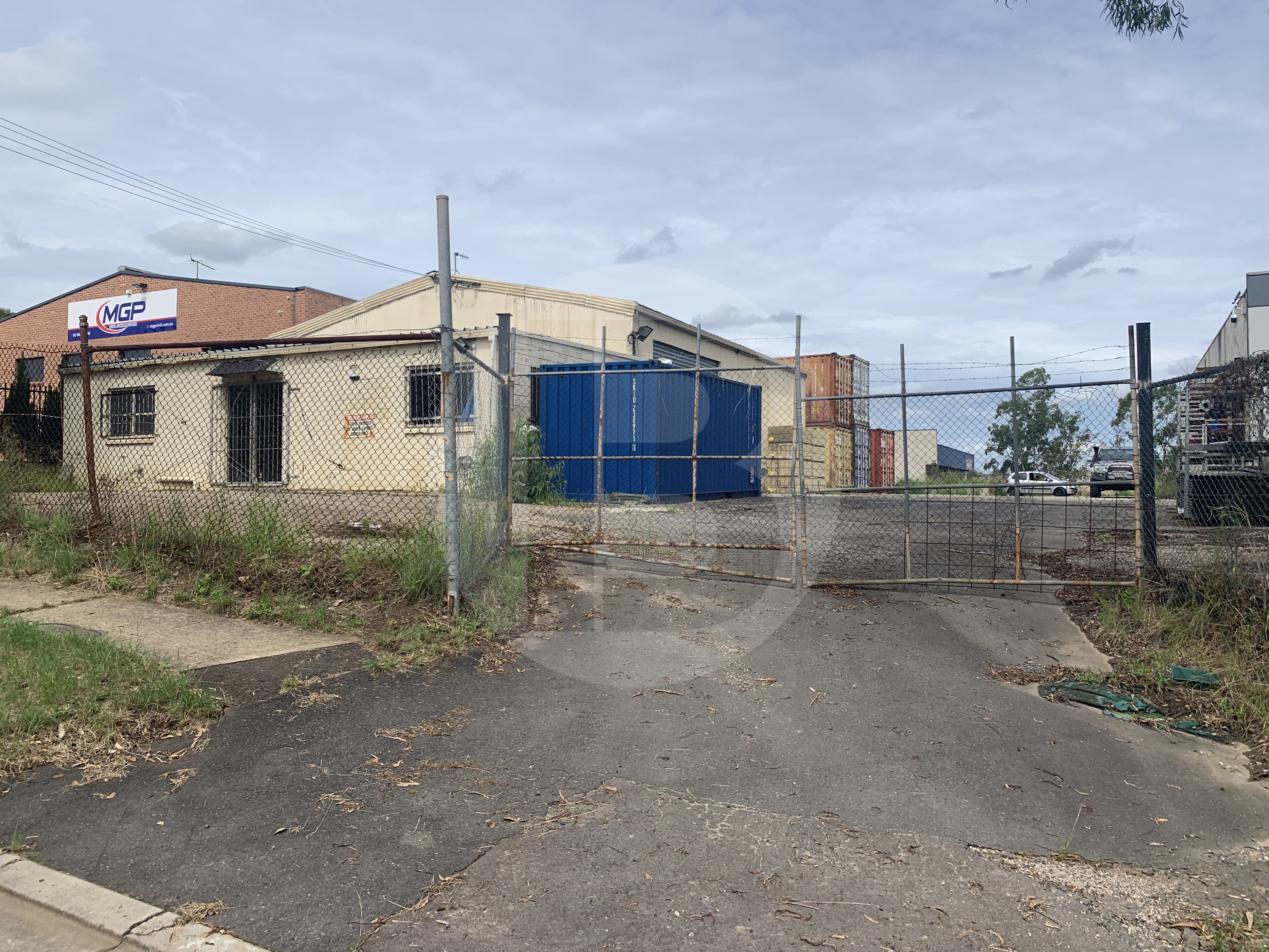 YARD WITH OFFICE/SHED YARD WITH OFFICE/SHED