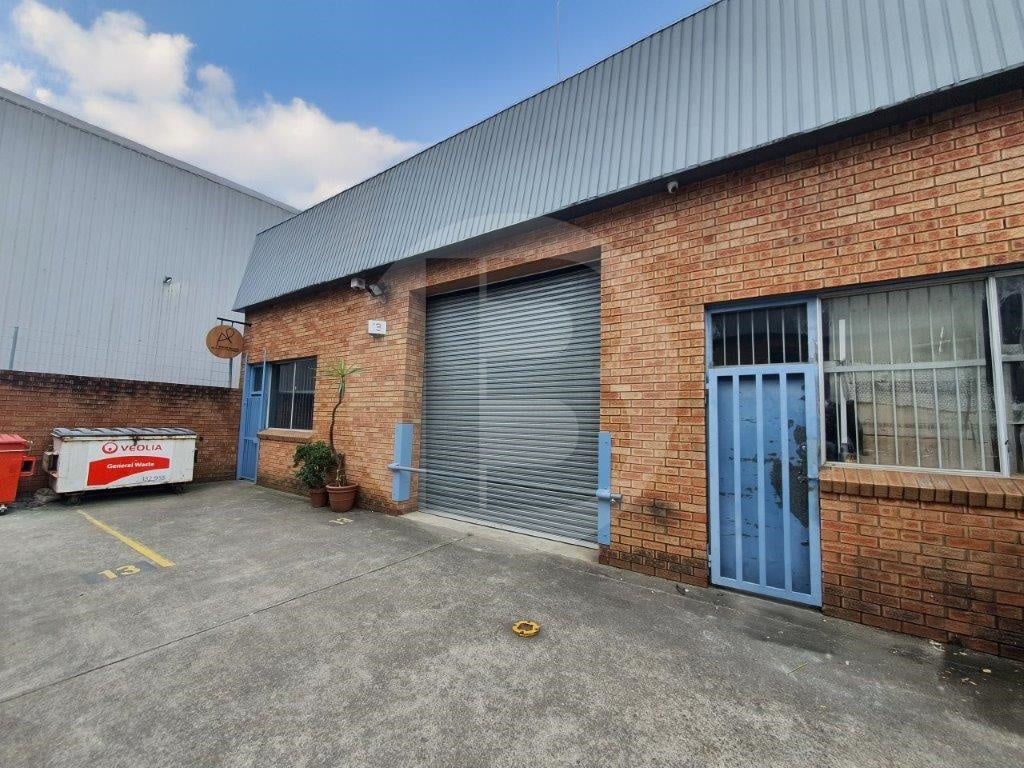 FUNCTIONAL INDUSTRIAL UNIT – SMITHFIELD