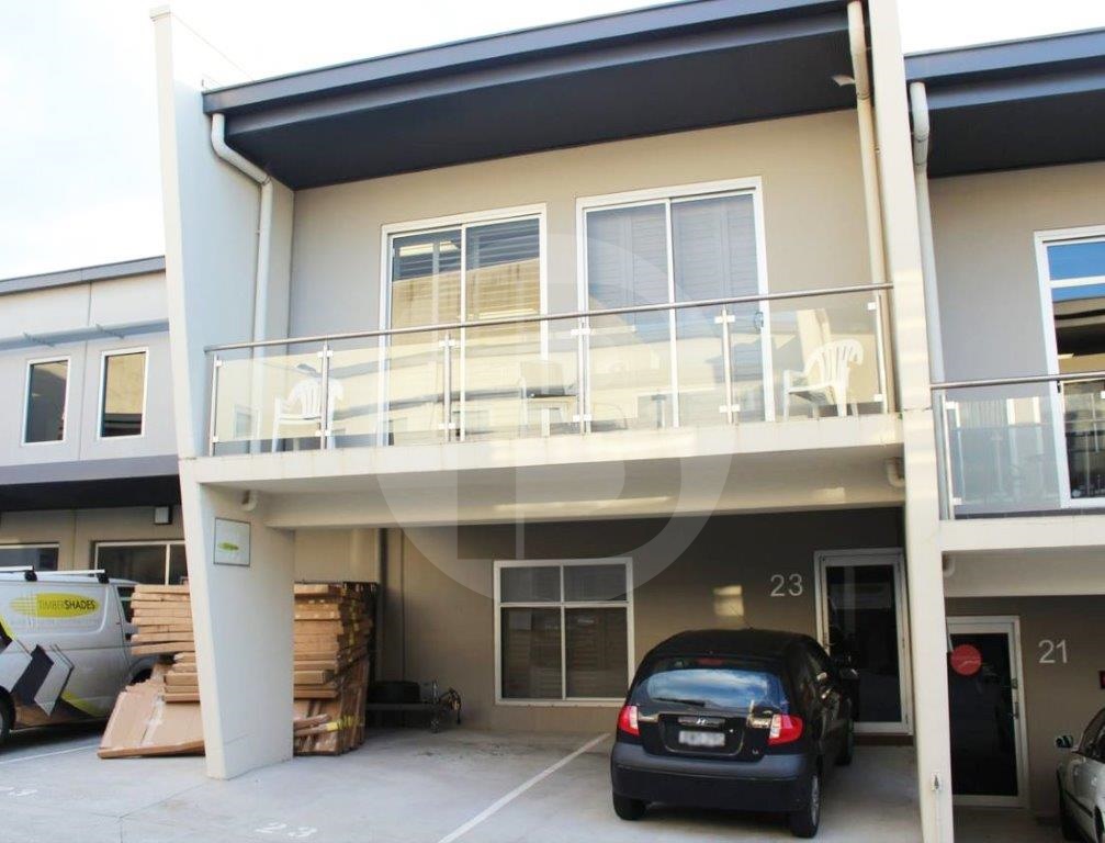 MODERN FIRST FLOOR OFFICE | THORNLEIGH