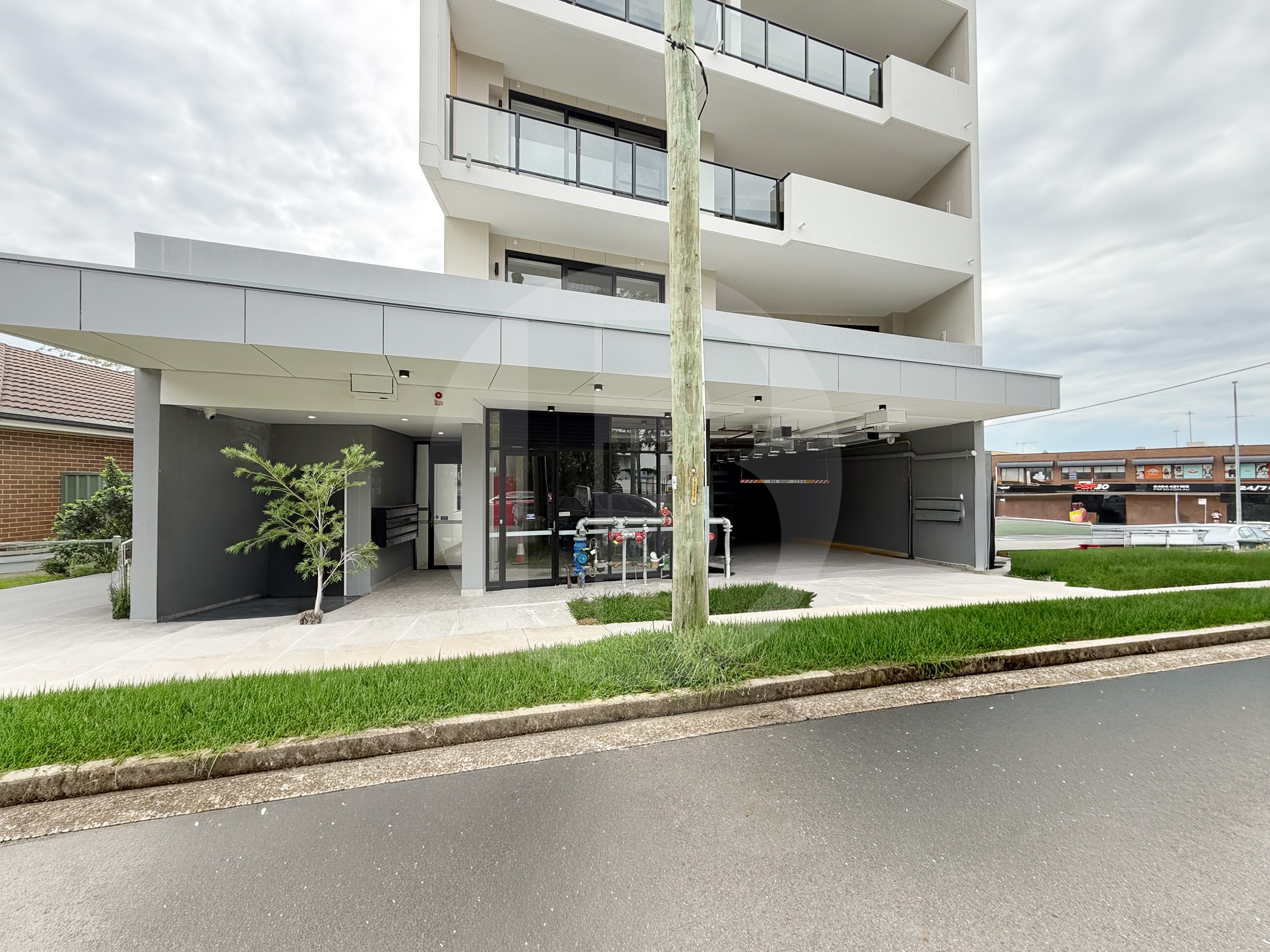 BRAND NEW RETAIL OPPORTUNITY