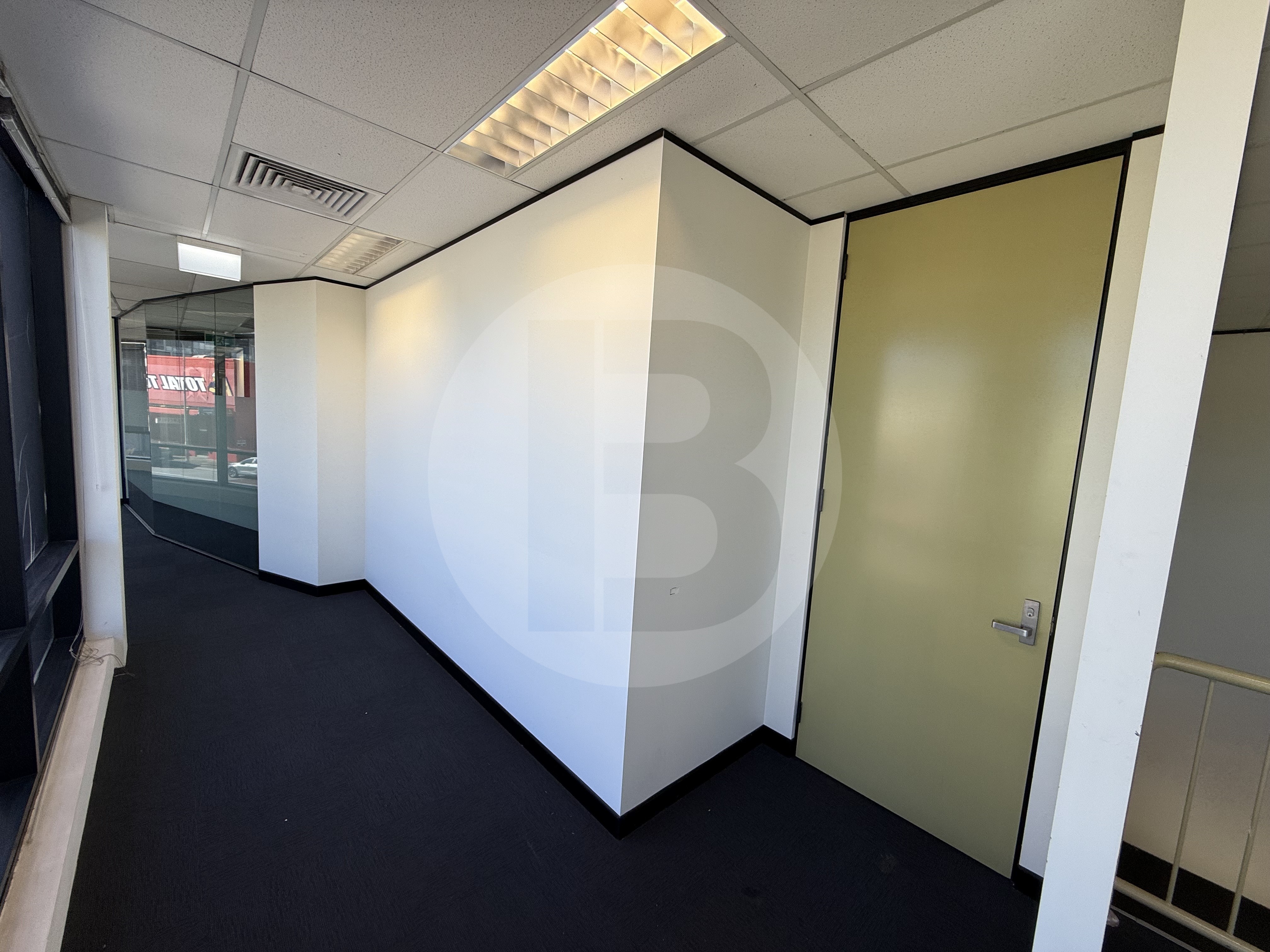 PROMINENT BROOKVALE OFFICE PROMINENT BROOKVALE OFFICE